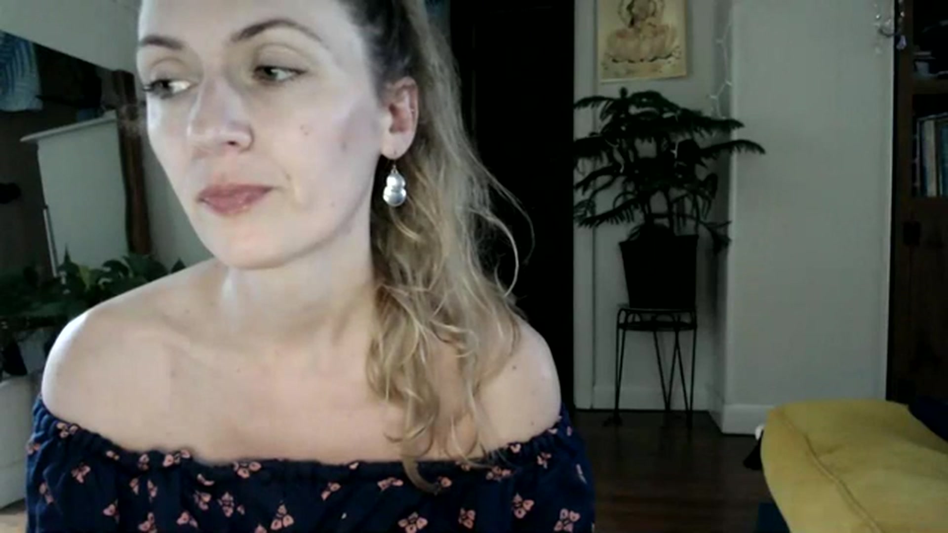 Gallery image thumbnail from WildflowerEm's myfreecams stream on, 07/16/2023, 20:27 image 3 of 20
