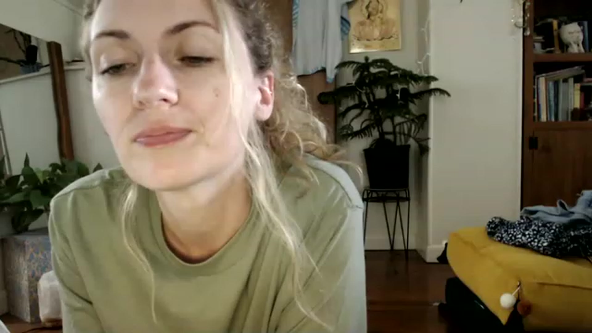 Gallery image thumbnail from WildflowerEm's myfreecams stream on, 07/21/2023, 21:47 image 4 of 20