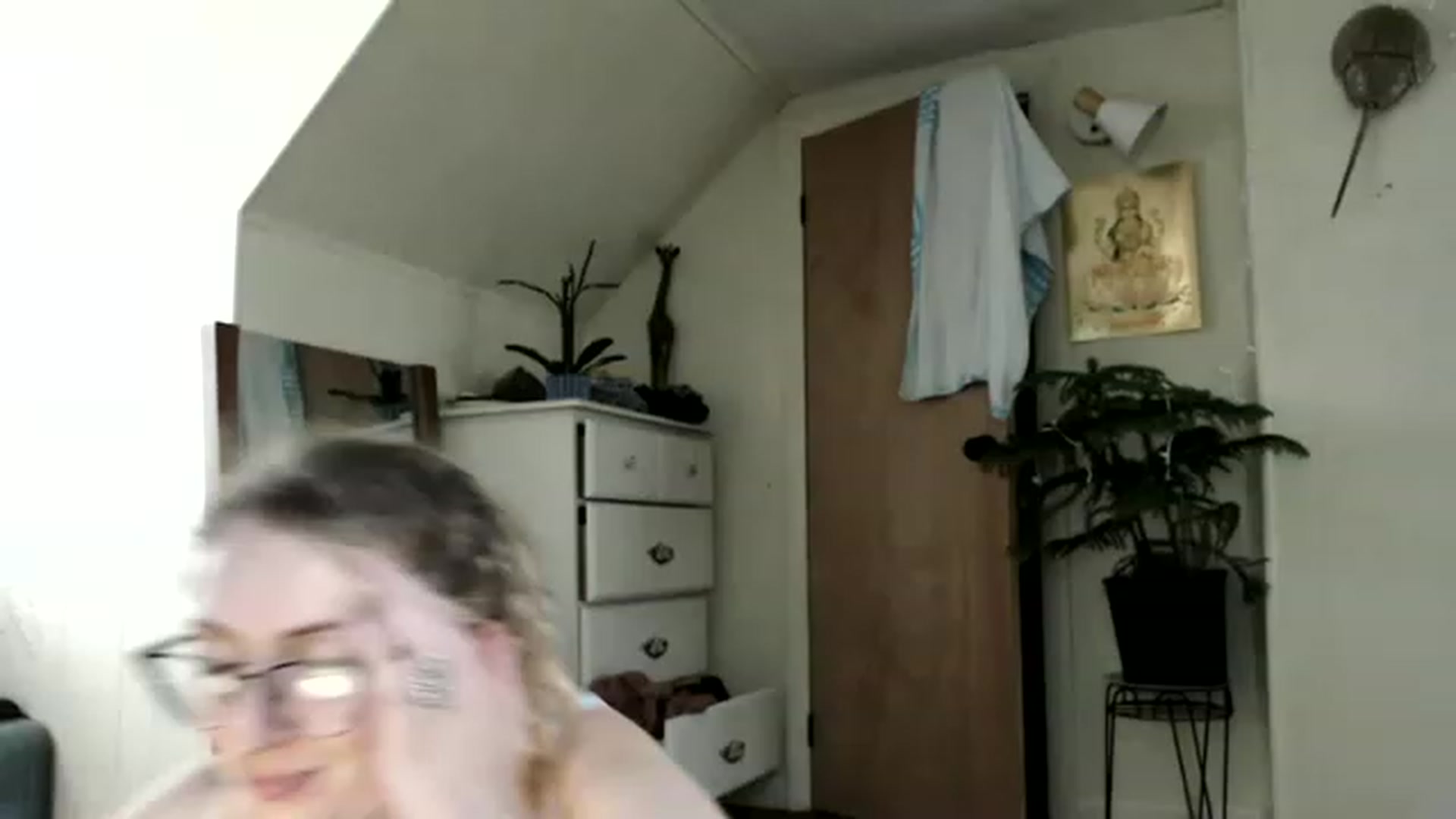 Gallery image thumbnail from WildflowerEm's myfreecams stream on, 07/21/2023, 22:09 image 1 of 20