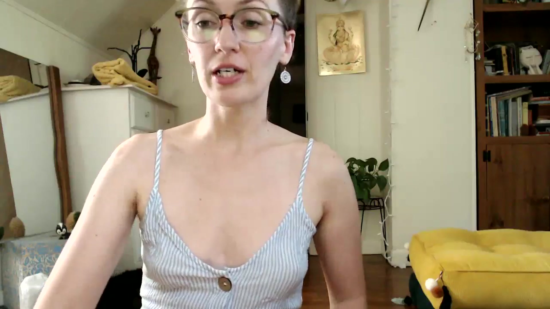 Gallery image thumbnail from WildflowerEm's myfreecams stream on, 07/29/2023, 21:48 image 6 of 20