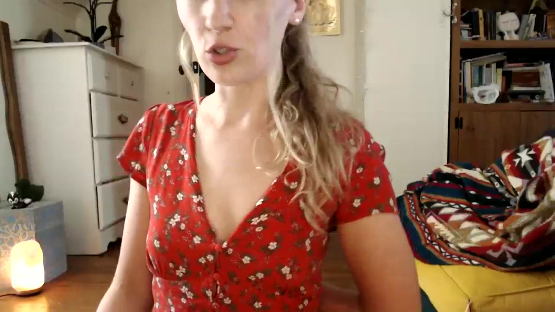 Gallery image thumbnail from WildflowerEm's myfreecams stream on, 08/06/2023, 20:39 image 3 of 20