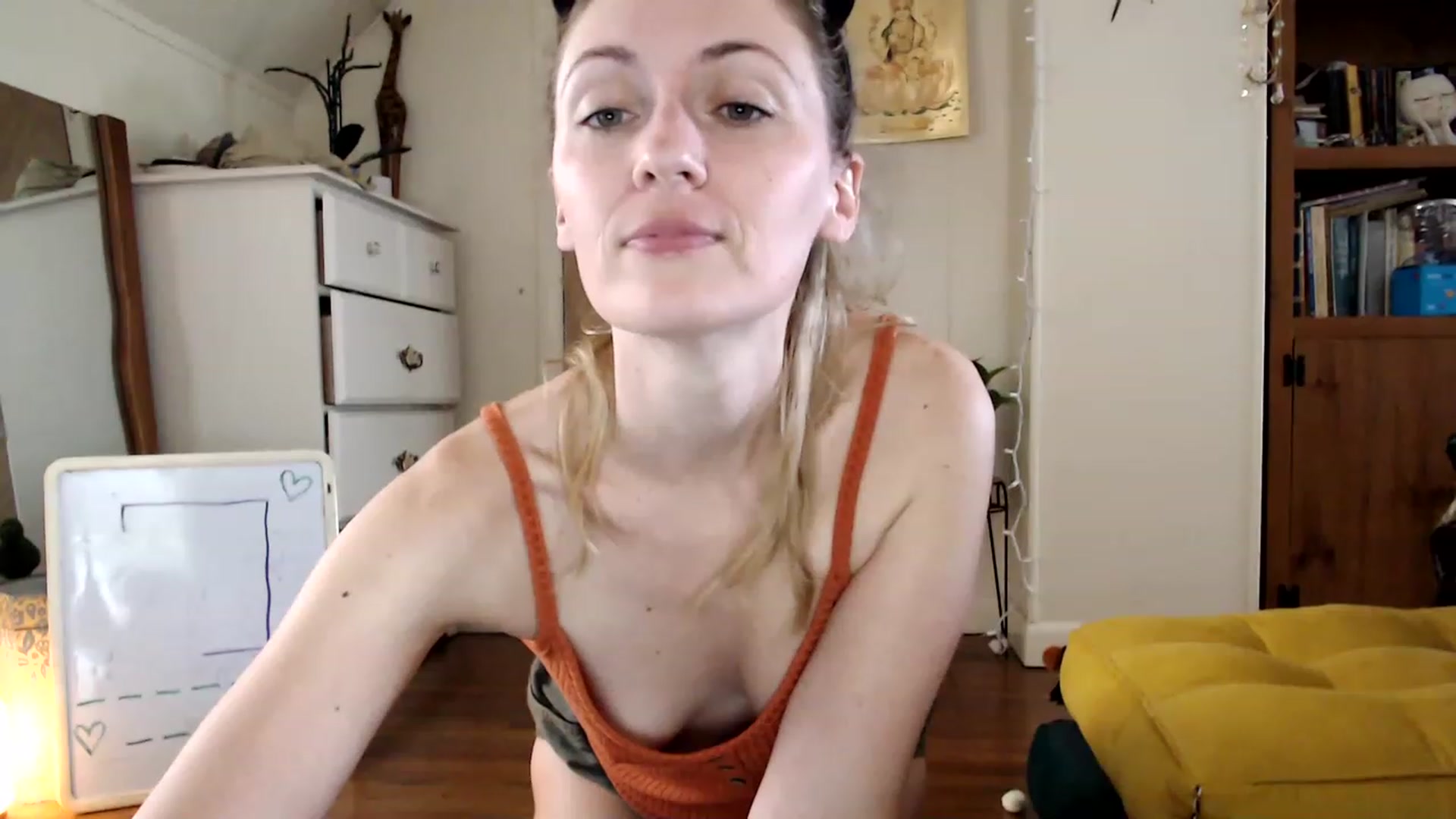Gallery image thumbnail from WildflowerEm's myfreecams stream on, 08/12/2023, 21:25 image 6 of 20