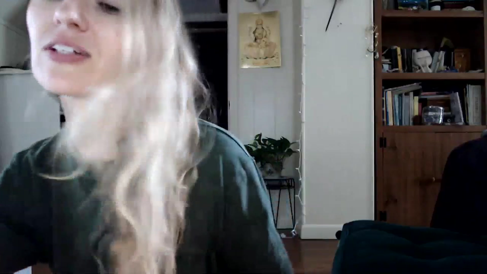 Gallery image thumbnail from WildflowerEm's myfreecams stream on, 08/18/2023, 19:32 image 6 of 20