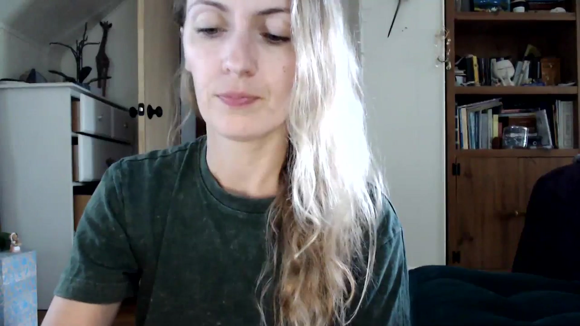 Gallery image thumbnail from WildflowerEm's myfreecams stream on, 08/18/2023, 19:32 image 5 of 20