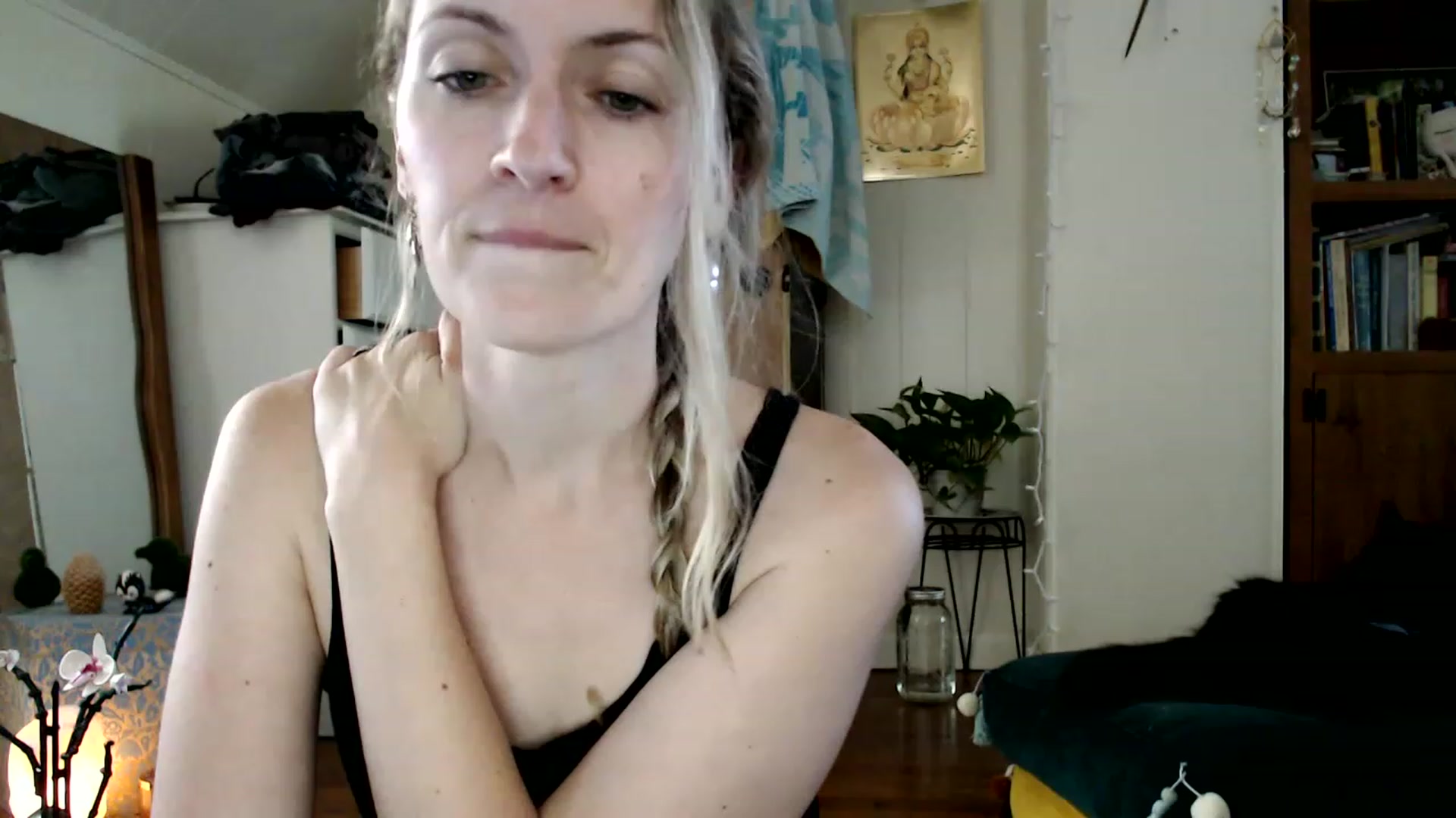 Gallery image thumbnail from WildflowerEm's myfreecams stream on, 08/20/2023, 21:01 image 14 of 20