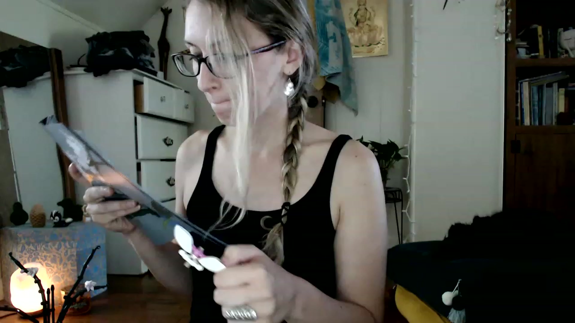 Gallery image thumbnail from WildflowerEm's myfreecams stream on, 08/20/2023, 21:01 image 4 of 20