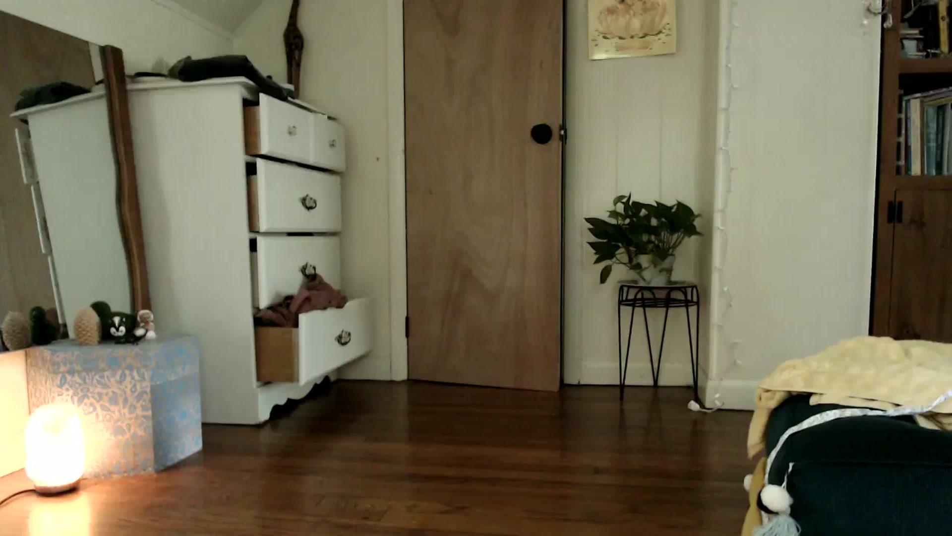 Gallery image thumbnail from WildflowerEm's myfreecams stream on, 08/27/2023, 20:05 image 19 of 20