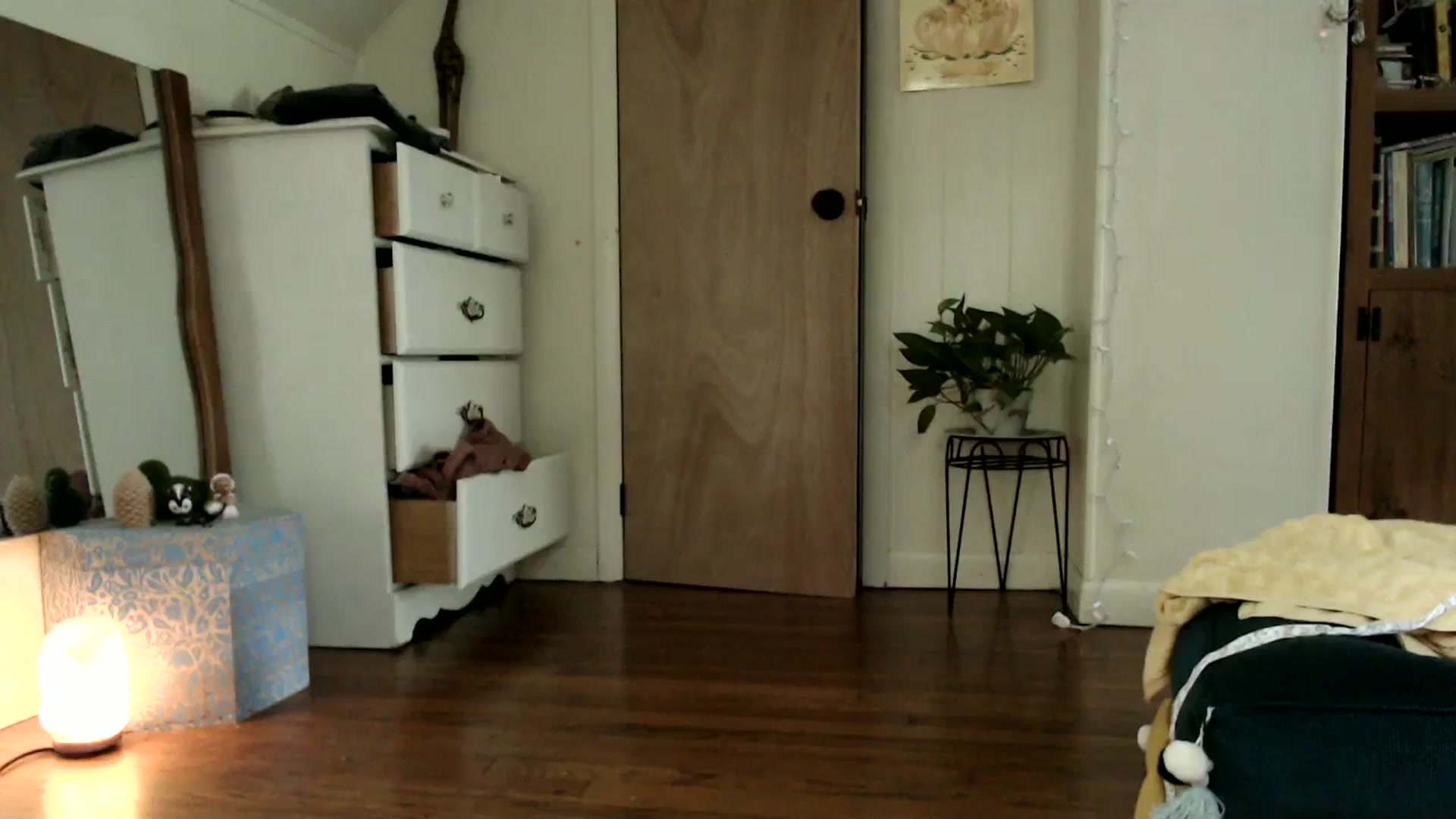 Gallery image thumbnail from WildflowerEm's myfreecams stream on, 08/27/2023, 20:05 image 18 of 20