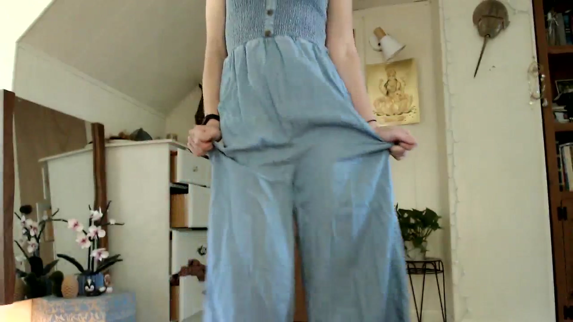 Gallery image thumbnail from WildflowerEm's myfreecams stream on, 08/31/2023, 20:13 image 17 of 20