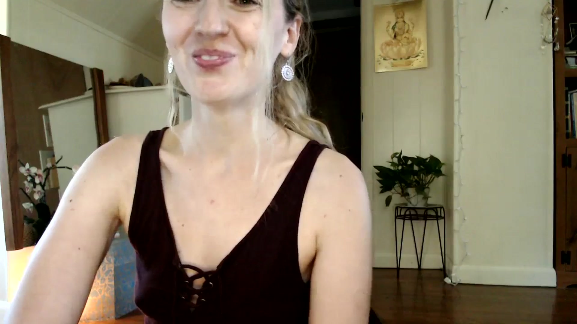 Gallery image thumbnail from WildflowerEm's myfreecams stream on, 08/31/2023, 20:13 image 11 of 20
