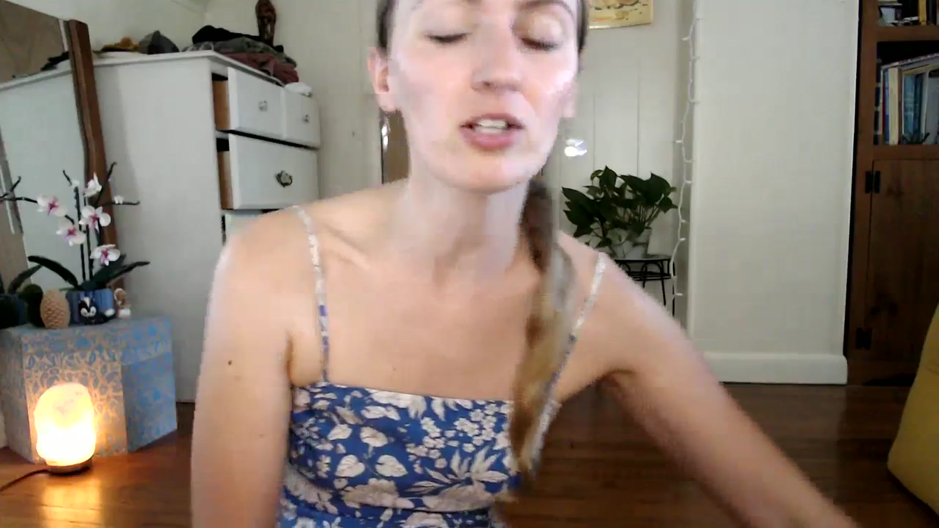 Gallery image thumbnail from WildflowerEm's myfreecams stream on, 09/09/2023, 20:09 image 8 of 20