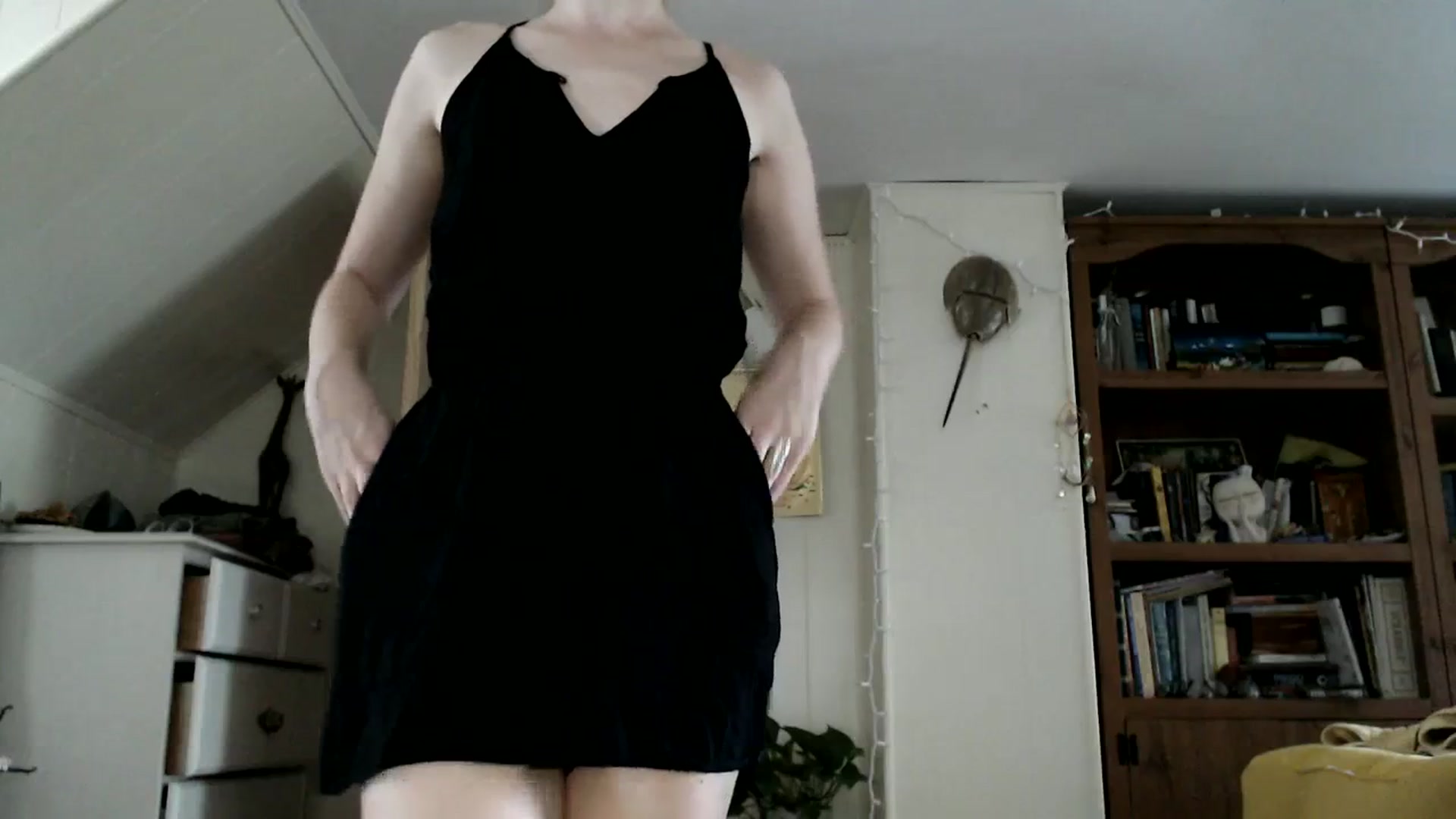 Gallery image thumbnail from WildflowerEm's myfreecams stream on, 09/09/2023, 20:09 image 15 of 20