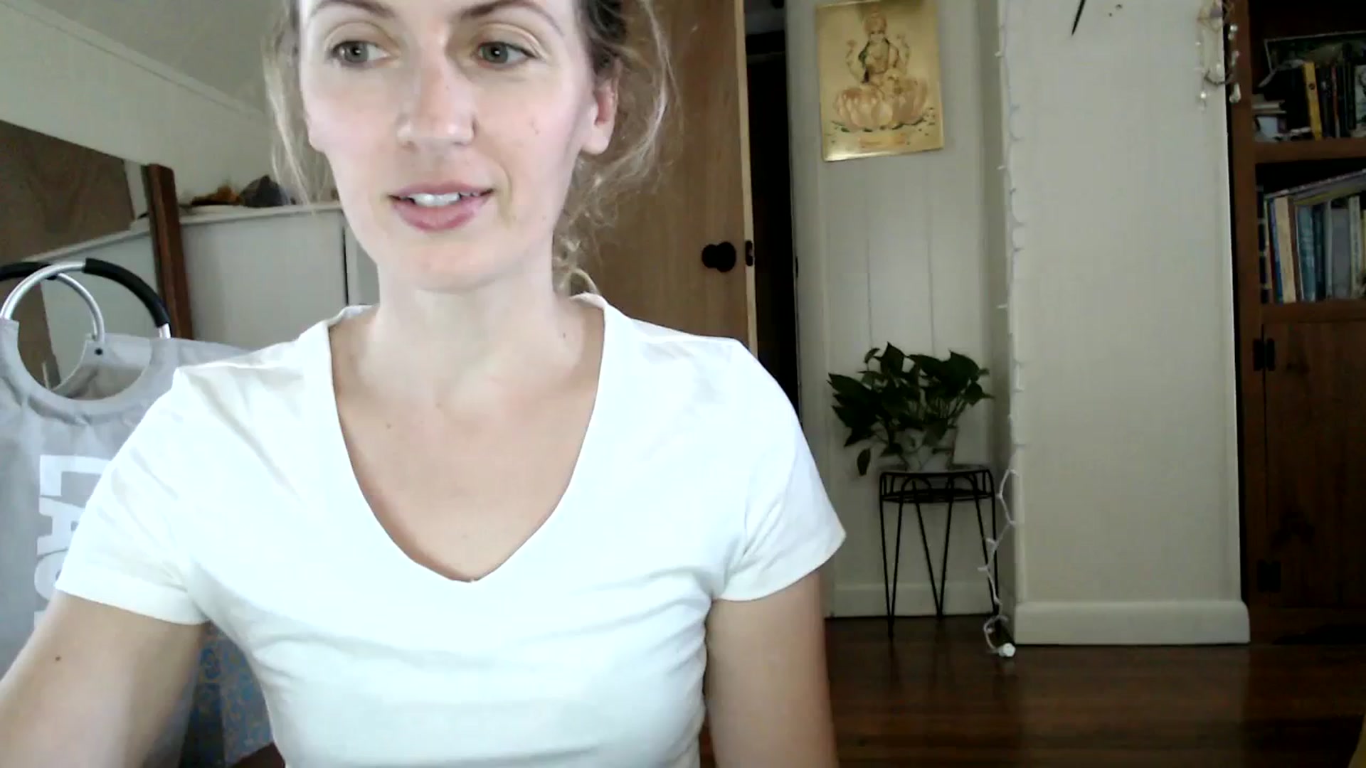 Gallery image thumbnail from WildflowerEm's myfreecams stream on, 09/10/2023, 20:52 image 1 of 20