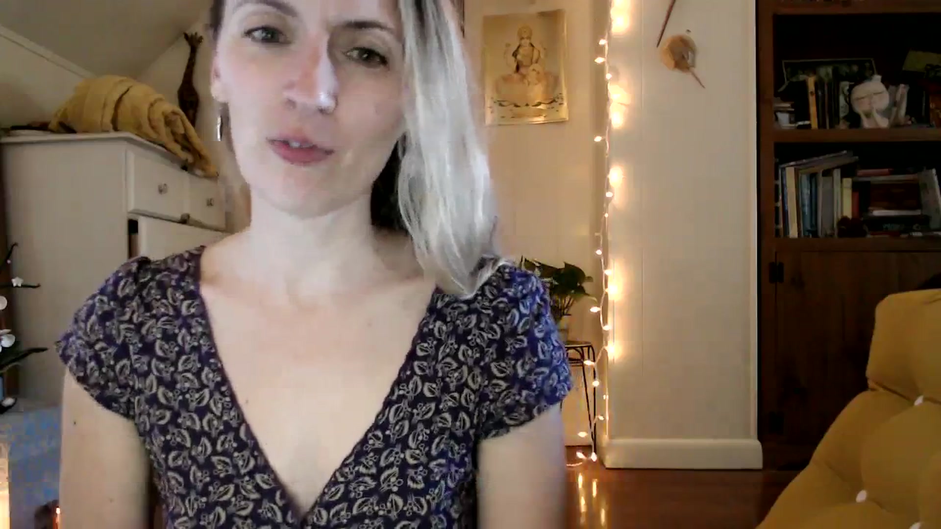 Gallery image thumbnail from WildflowerEm's myfreecams stream on, 09/17/2023, 21:13 image 3 of 20