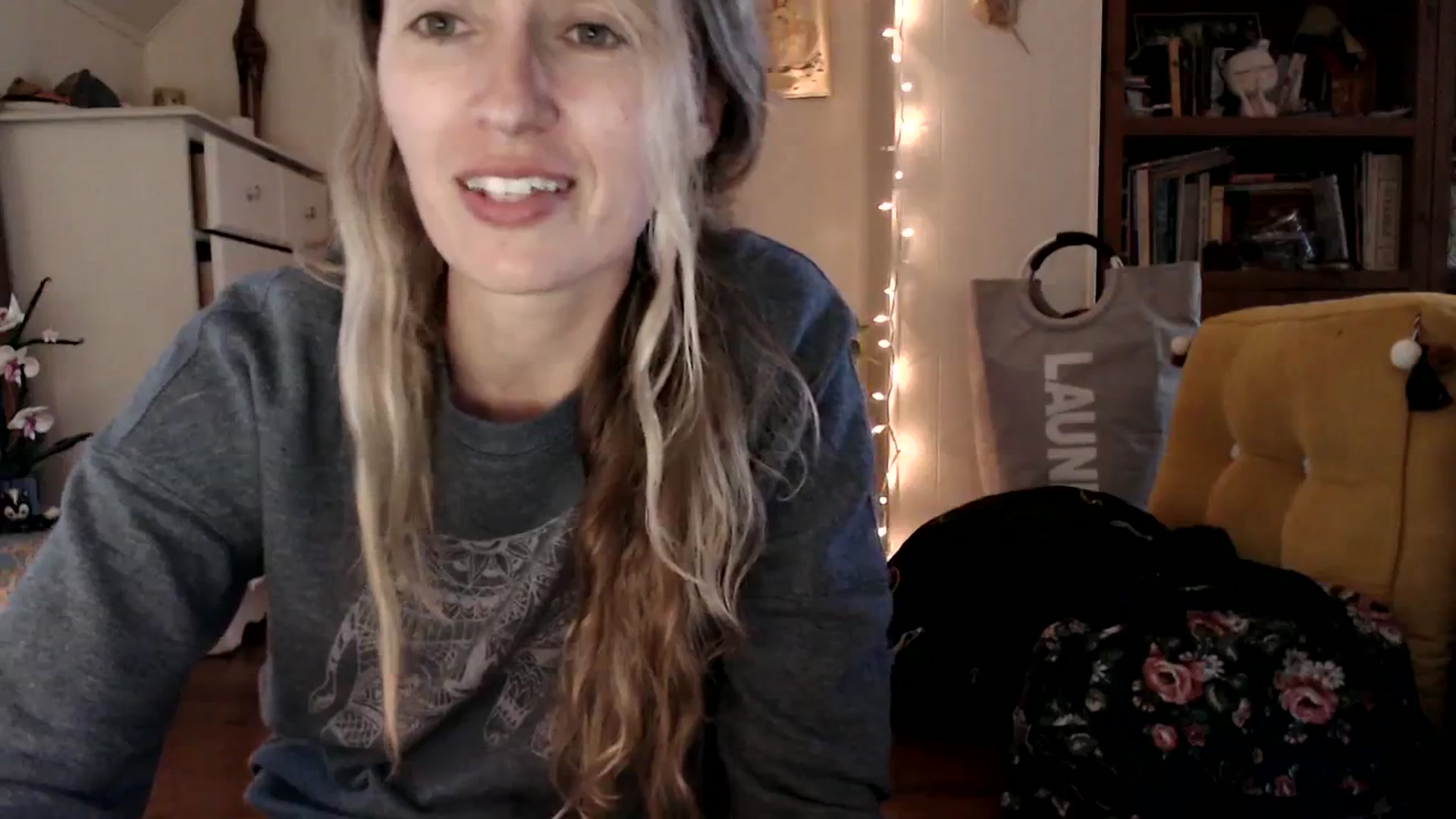 Gallery image thumbnail from WildflowerEm's myfreecams stream on, 09/24/2023, 21:15 image 5 of 20