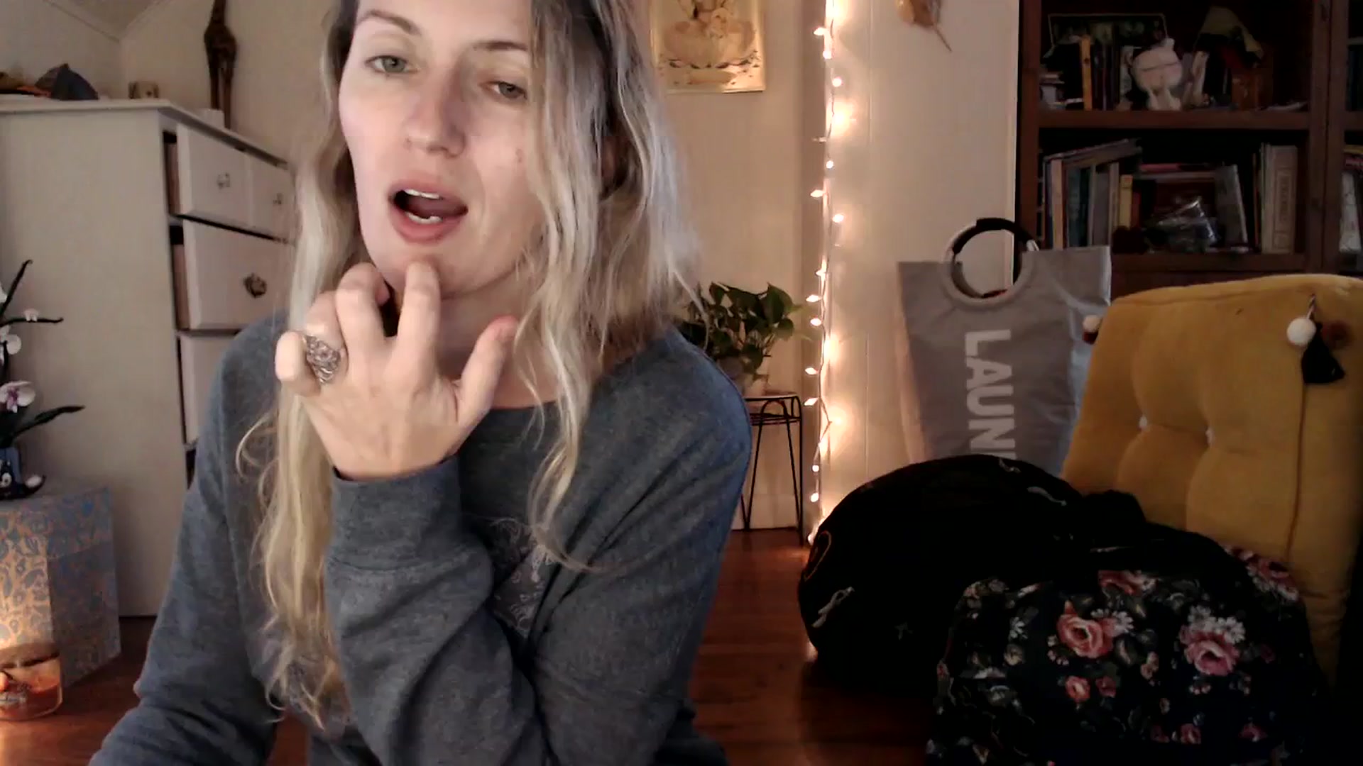 Gallery image thumbnail from WildflowerEm's myfreecams stream on, 09/24/2023, 21:15 image 6 of 20