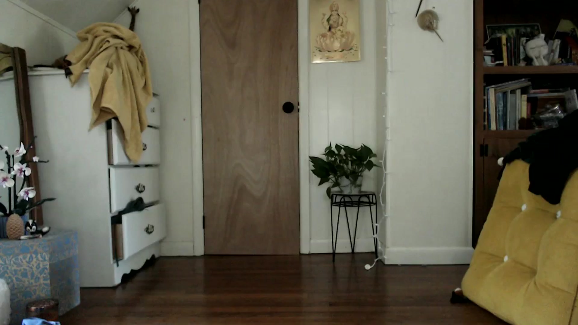 Gallery image thumbnail from WildflowerEm's myfreecams stream on, 09/27/2023, 18:22 image 10 of 20