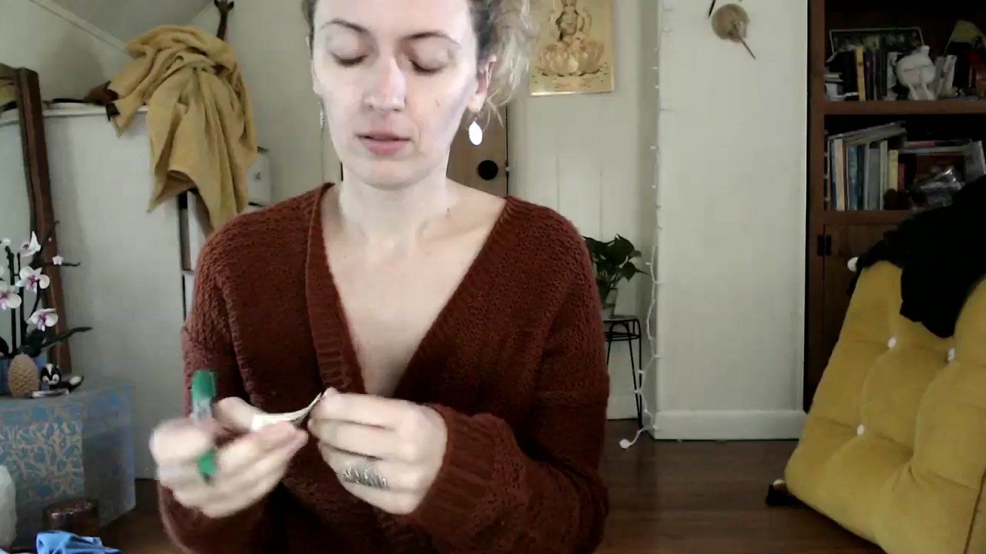 Gallery image thumbnail from WildflowerEm's myfreecams stream on, 09/27/2023, 18:22 image 7 of 20