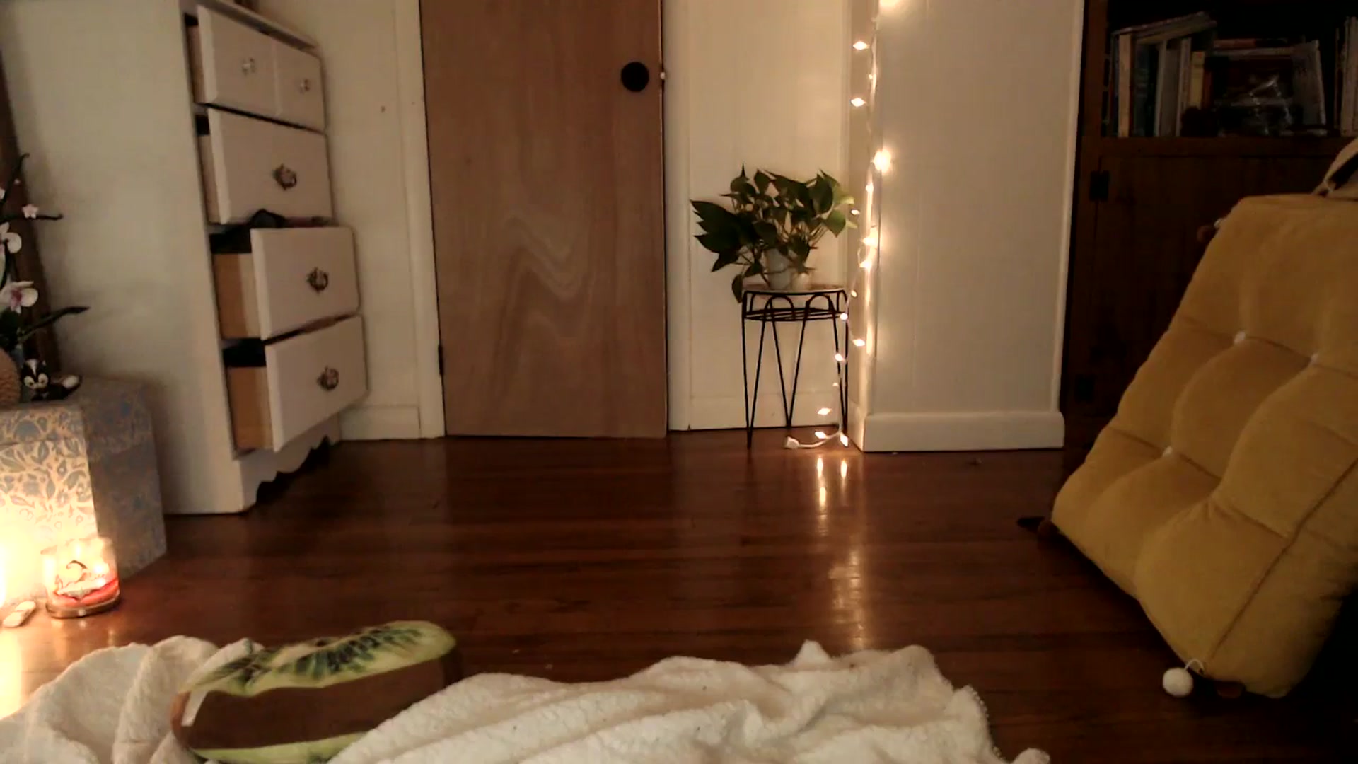 Gallery image thumbnail from WildflowerEm's myfreecams stream on, 09/30/2023, 22:08 image 13 of 20