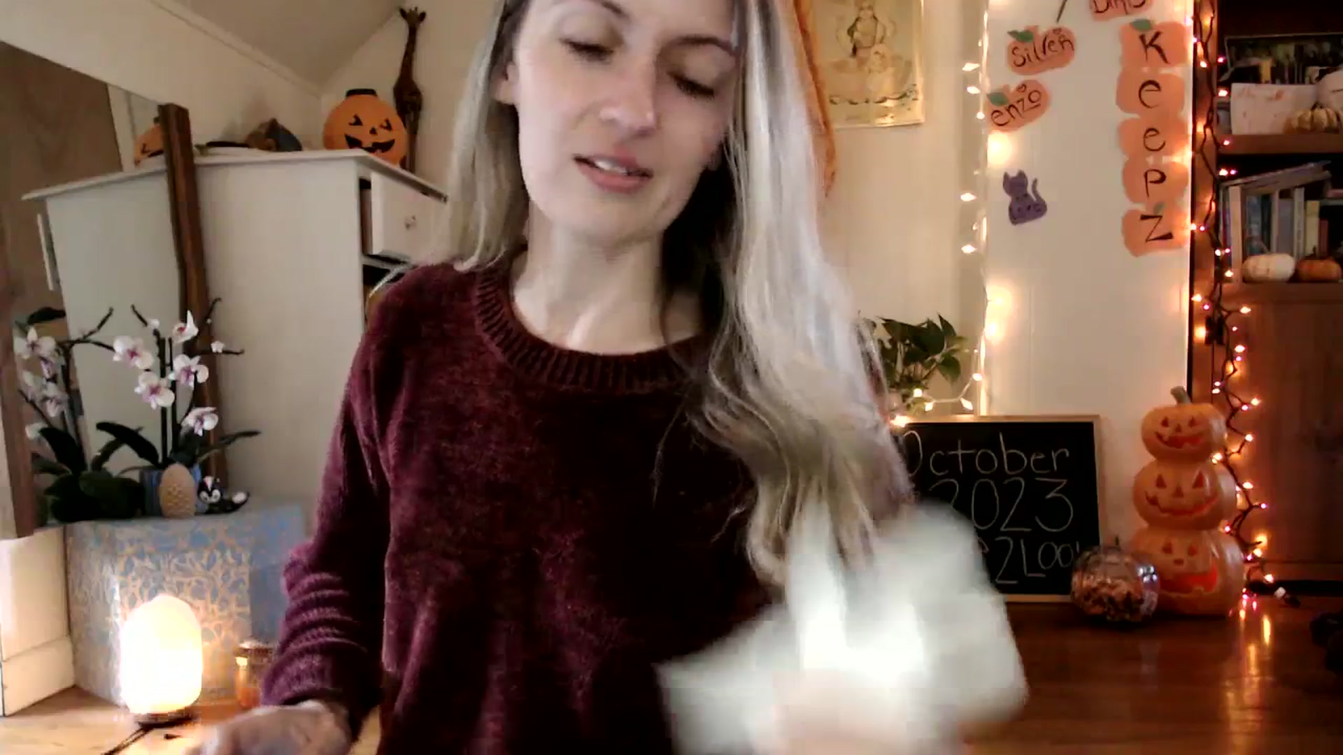 Gallery image thumbnail from WildflowerEm's myfreecams stream on, 10/08/2023, 20:14 image 5 of 20