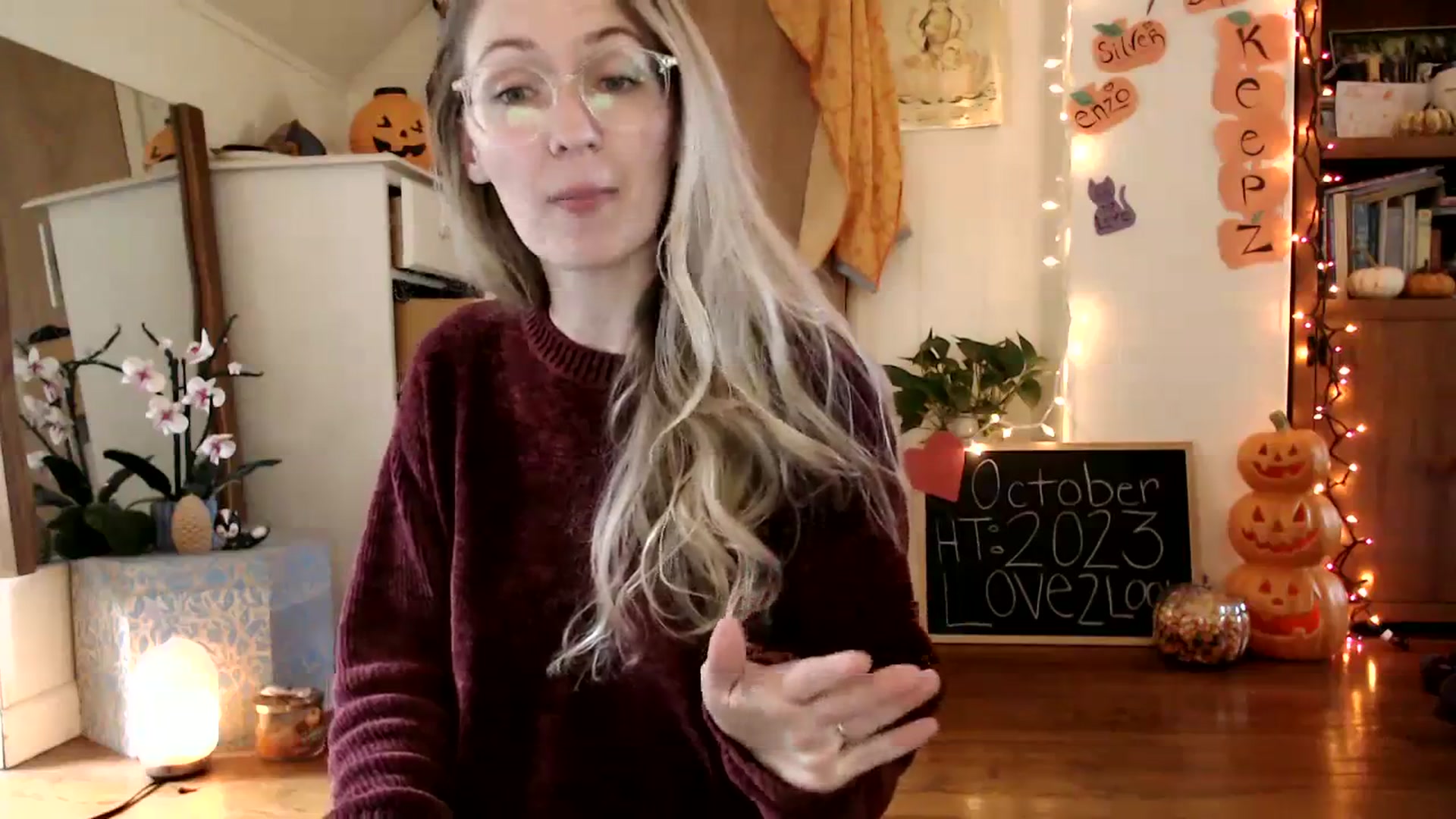 Gallery image thumbnail from WildflowerEm's myfreecams stream on, 10/08/2023, 20:14 image 19 of 20