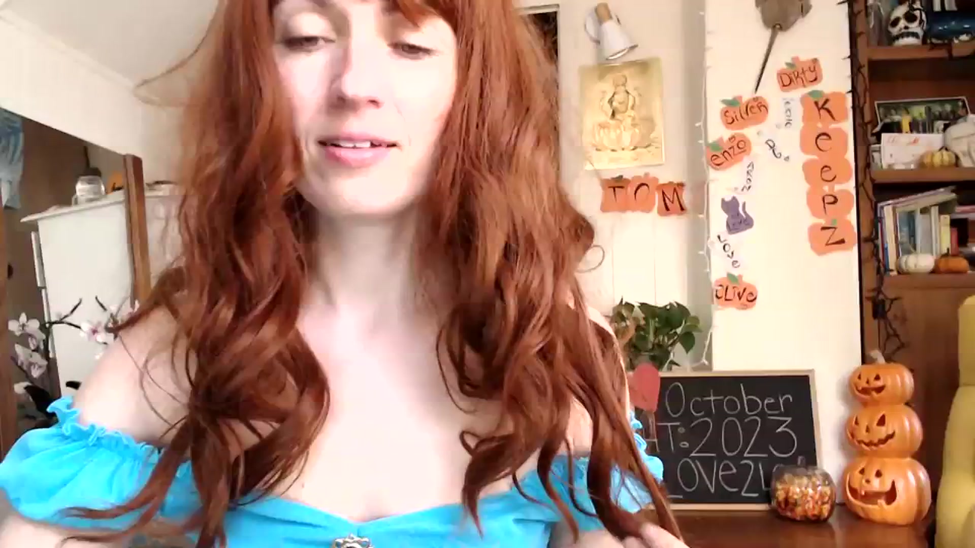Gallery image thumbnail from WildflowerEm's myfreecams stream on, 10/15/2023, 21:42 image 1 of 20
