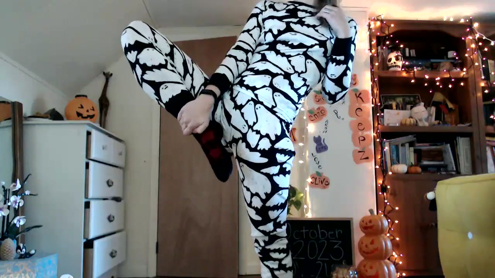 Gallery image thumbnail from WildflowerEm's myfreecams stream on, 10/22/2023, 19:48 image 2 of 20