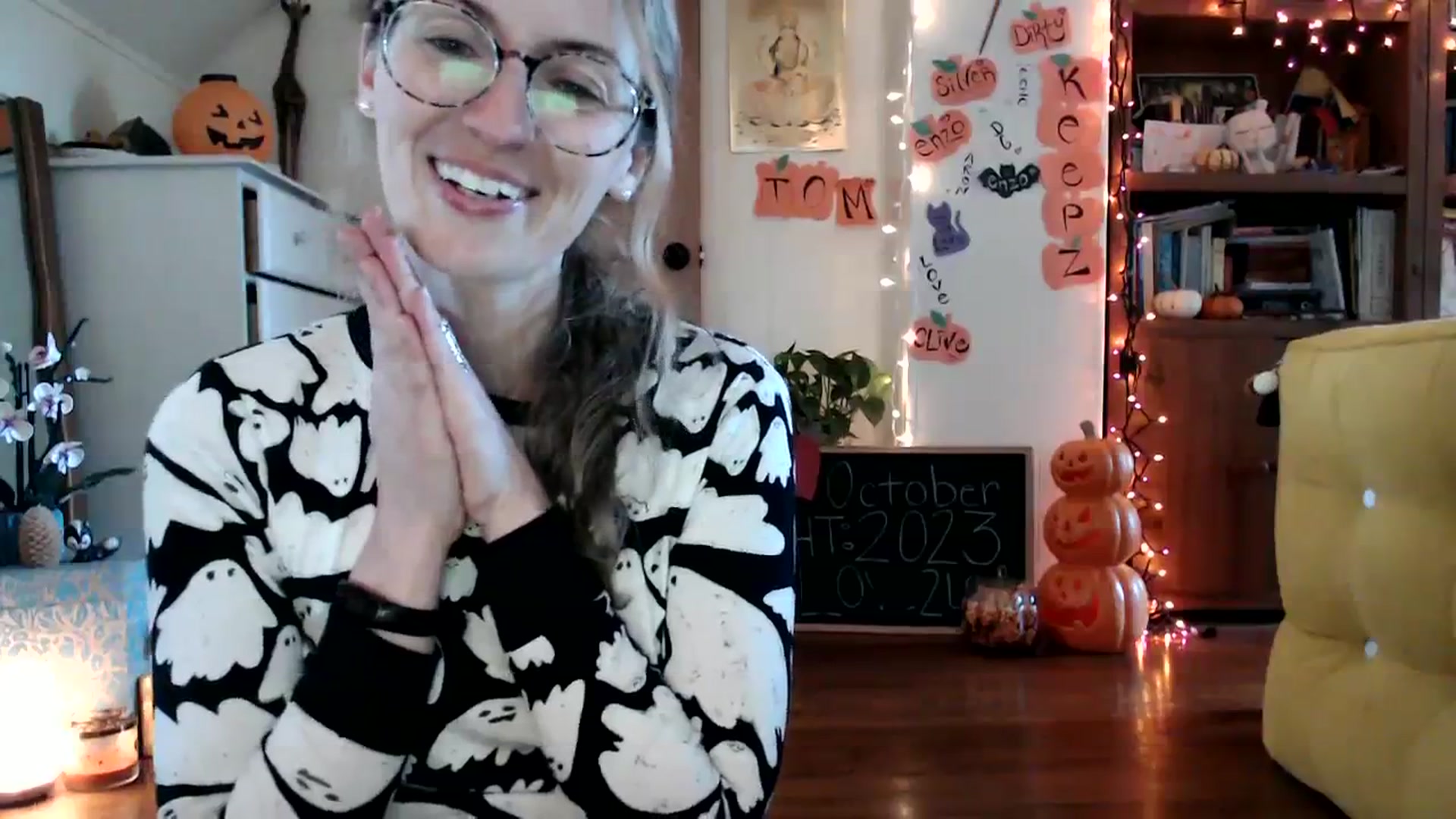 Gallery image thumbnail from WildflowerEm's myfreecams stream on, 10/22/2023, 19:48 image 12 of 20