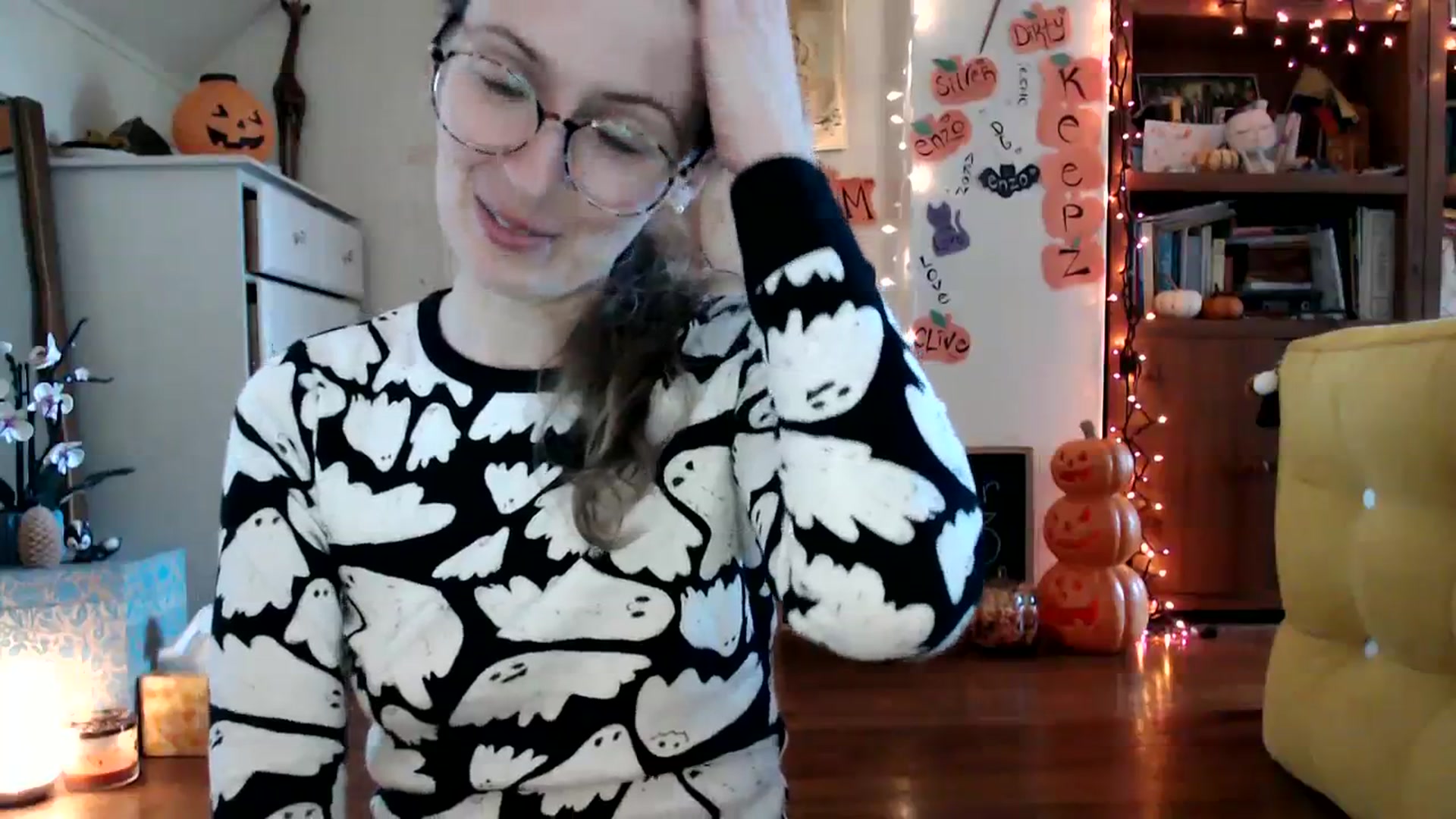 Gallery image thumbnail from WildflowerEm's myfreecams stream on, 10/22/2023, 19:48 image 13 of 20