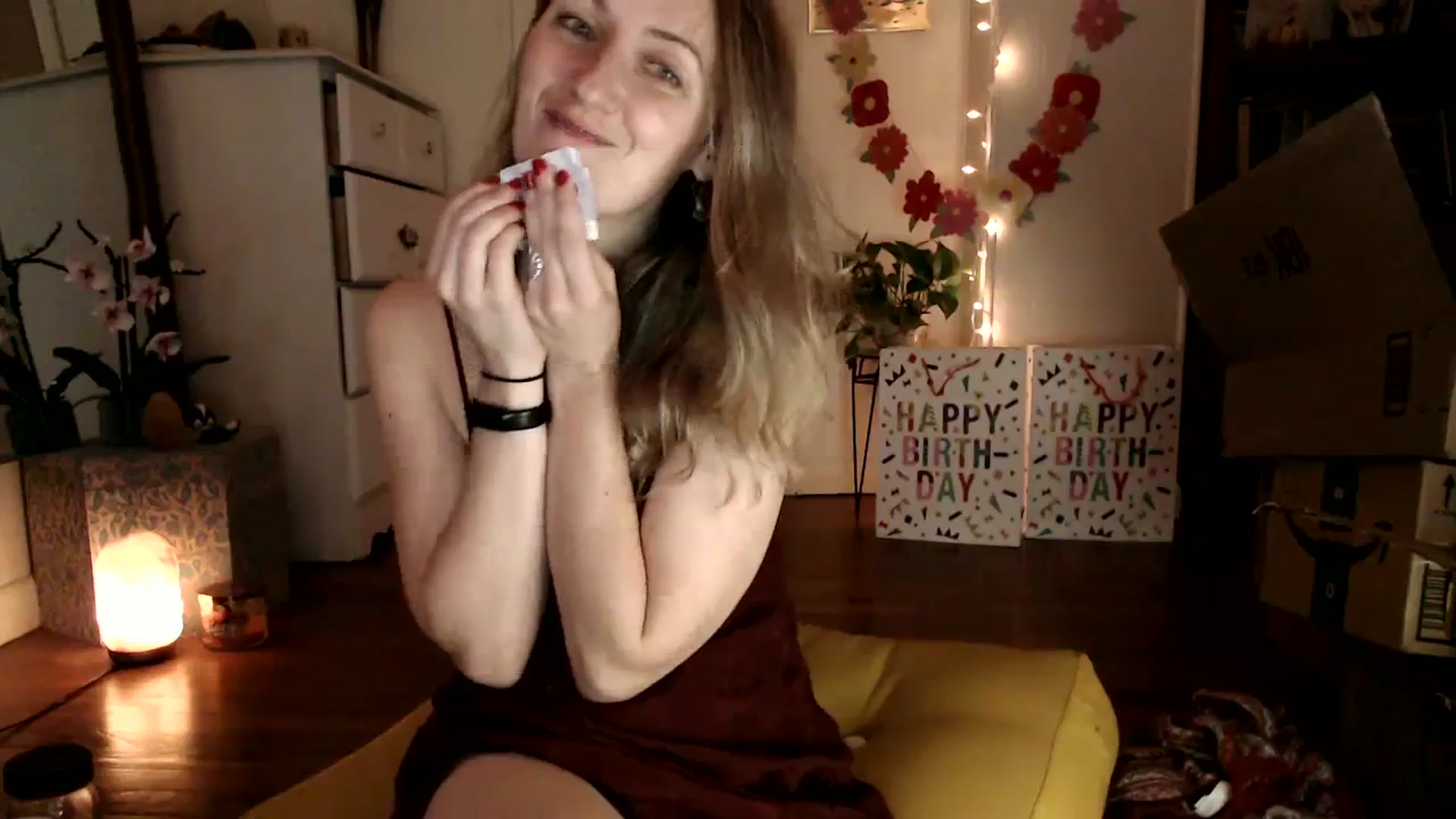 Gallery image thumbnail from WildflowerEm's myfreecams stream on, 11/04/2023, 22:26 image 11 of 20