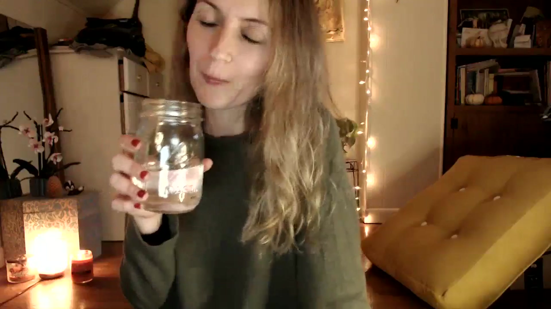 Gallery image thumbnail from WildflowerEm's myfreecams stream on, 11/11/2023, 21:37 image 18 of 20