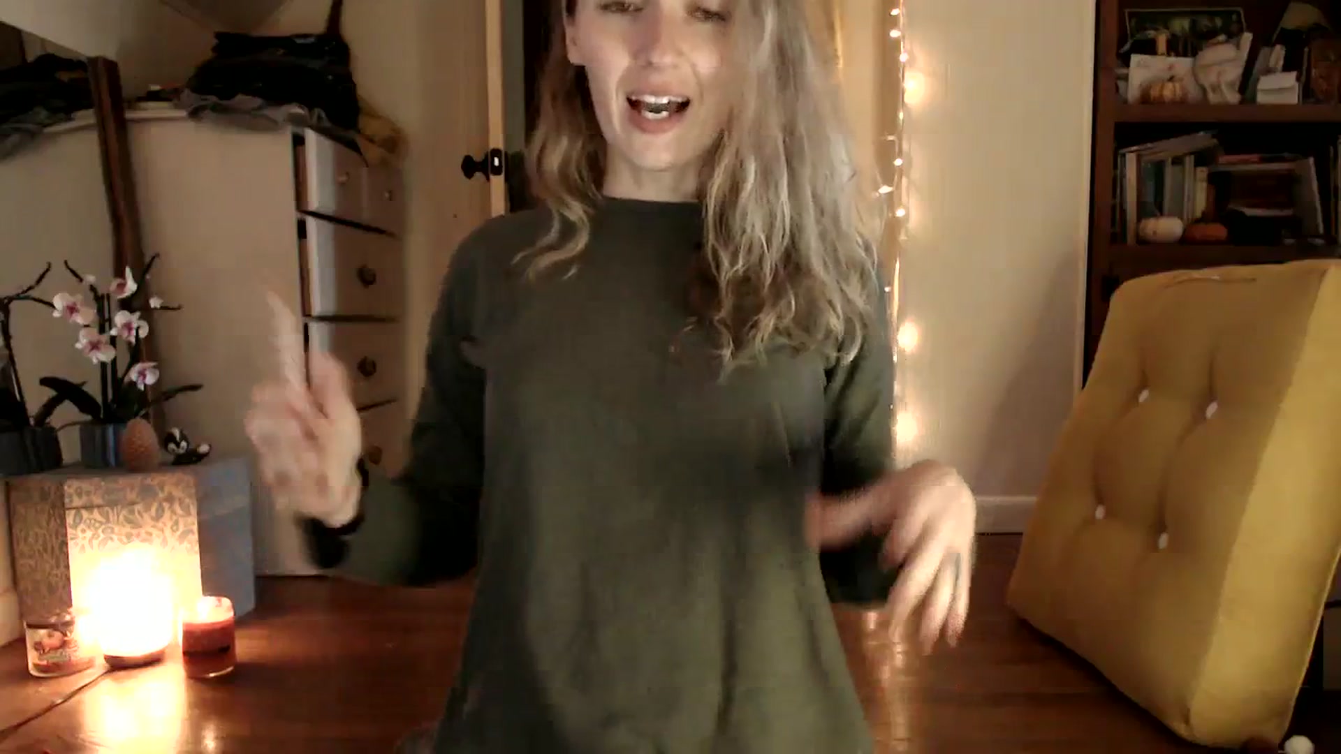 Gallery image thumbnail from WildflowerEm's myfreecams stream on, 11/11/2023, 21:37 image 15 of 20