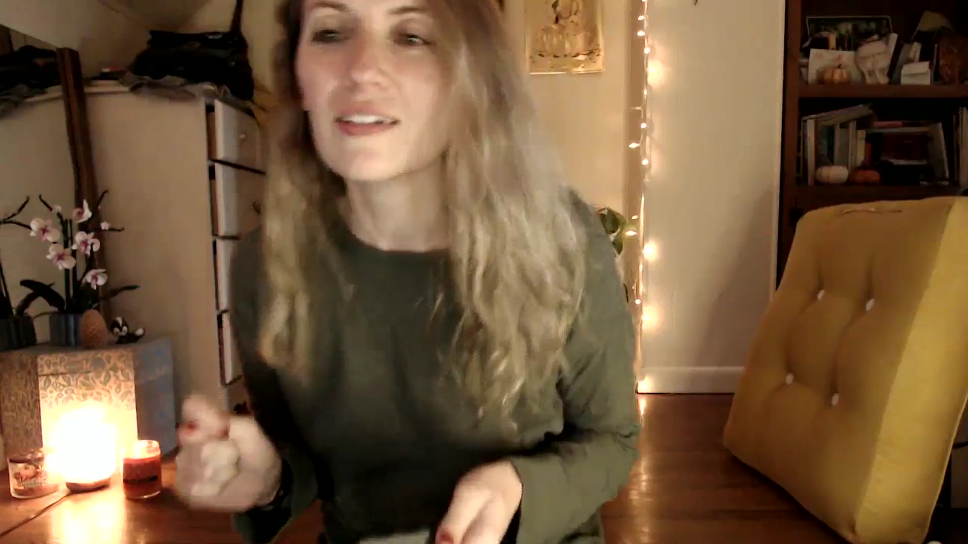 Gallery image thumbnail from WildflowerEm's myfreecams stream on, 11/11/2023, 21:37 image 16 of 20