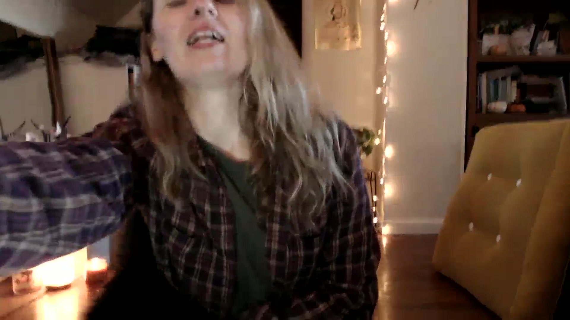 Gallery image thumbnail from WildflowerEm's myfreecams stream on, 11/11/2023, 21:37 image 6 of 20