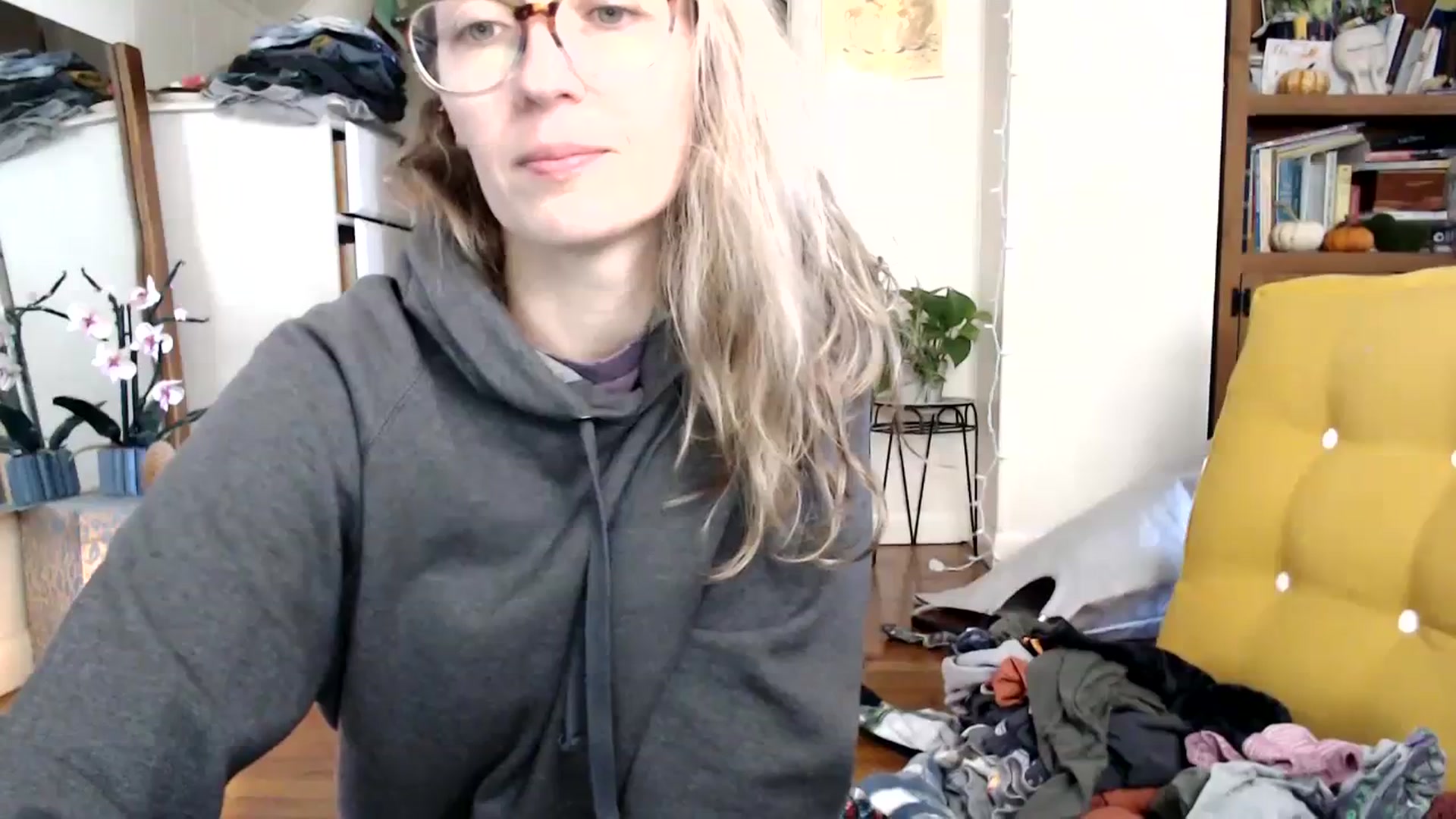 Gallery image thumbnail from WildflowerEm's myfreecams stream on, 11/14/2023, 16:47 image 18 of 20