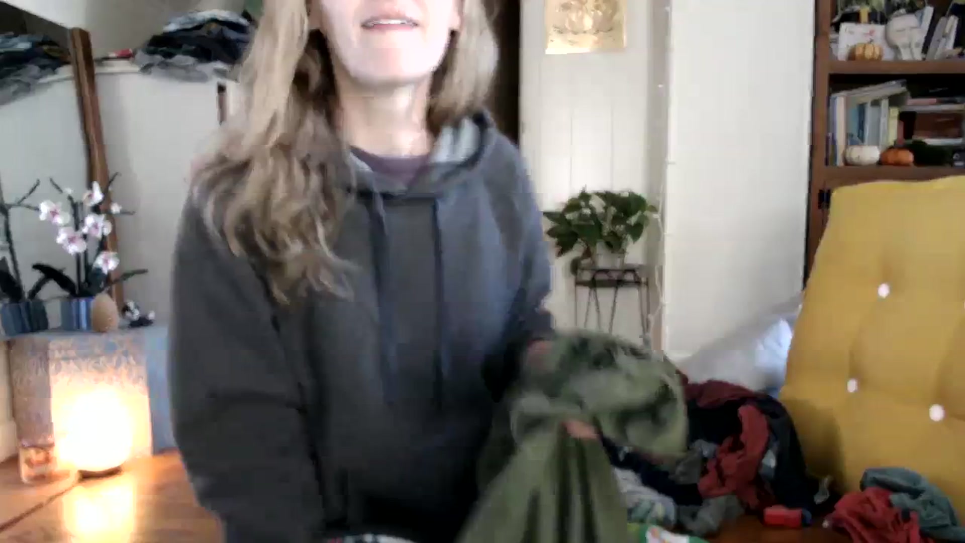 Gallery image thumbnail from WildflowerEm's myfreecams stream on, 11/14/2023, 16:47 image 10 of 20