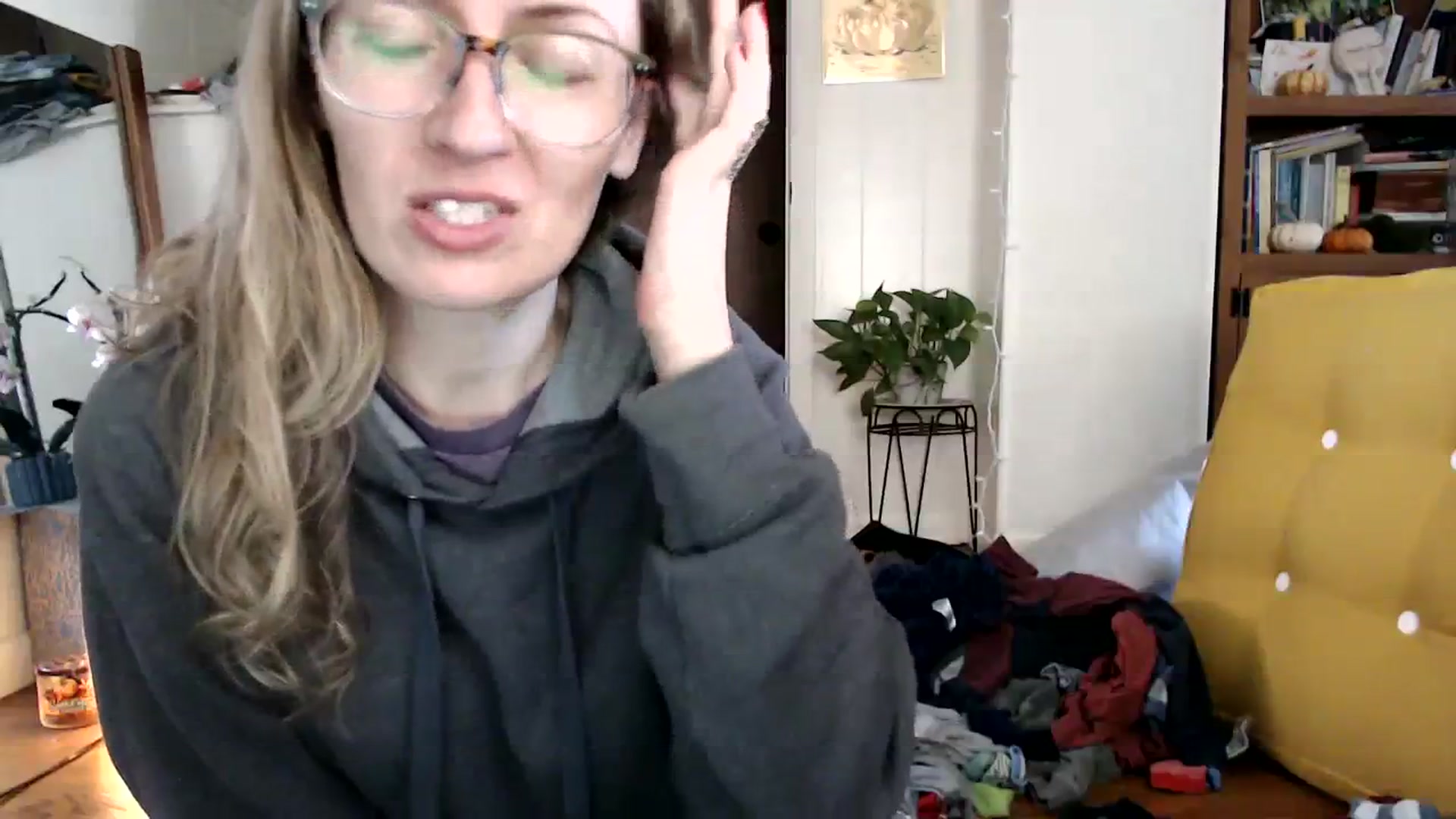 Gallery image thumbnail from WildflowerEm's myfreecams stream on, 11/14/2023, 16:47 image 13 of 20