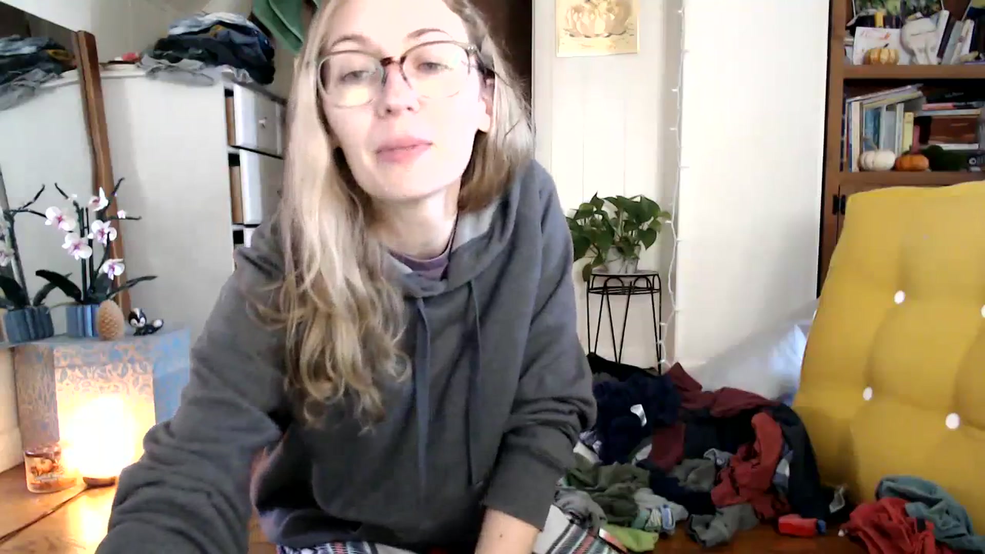 Gallery image thumbnail from WildflowerEm's myfreecams stream on, 11/14/2023, 16:47 image 8 of 20