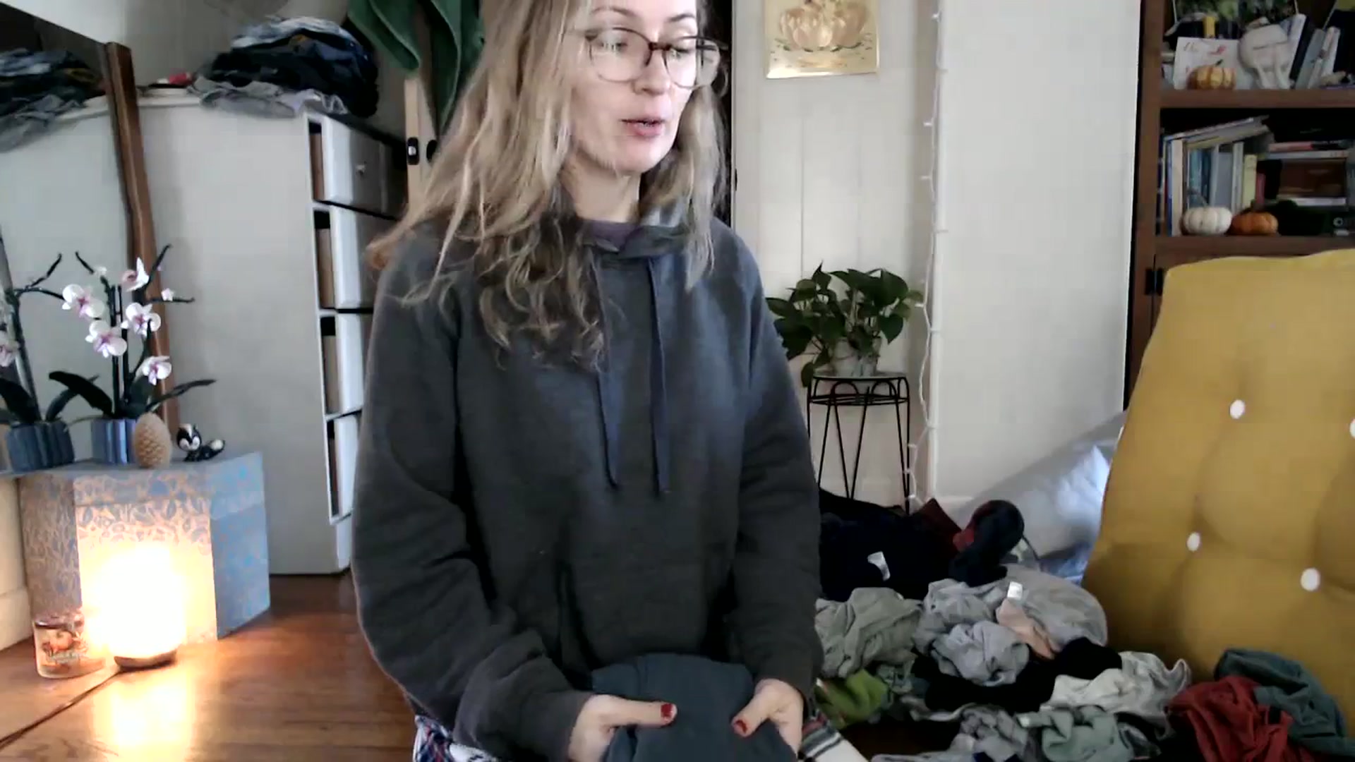 Gallery image thumbnail from WildflowerEm's myfreecams stream on, 11/14/2023, 16:47 image 2 of 20