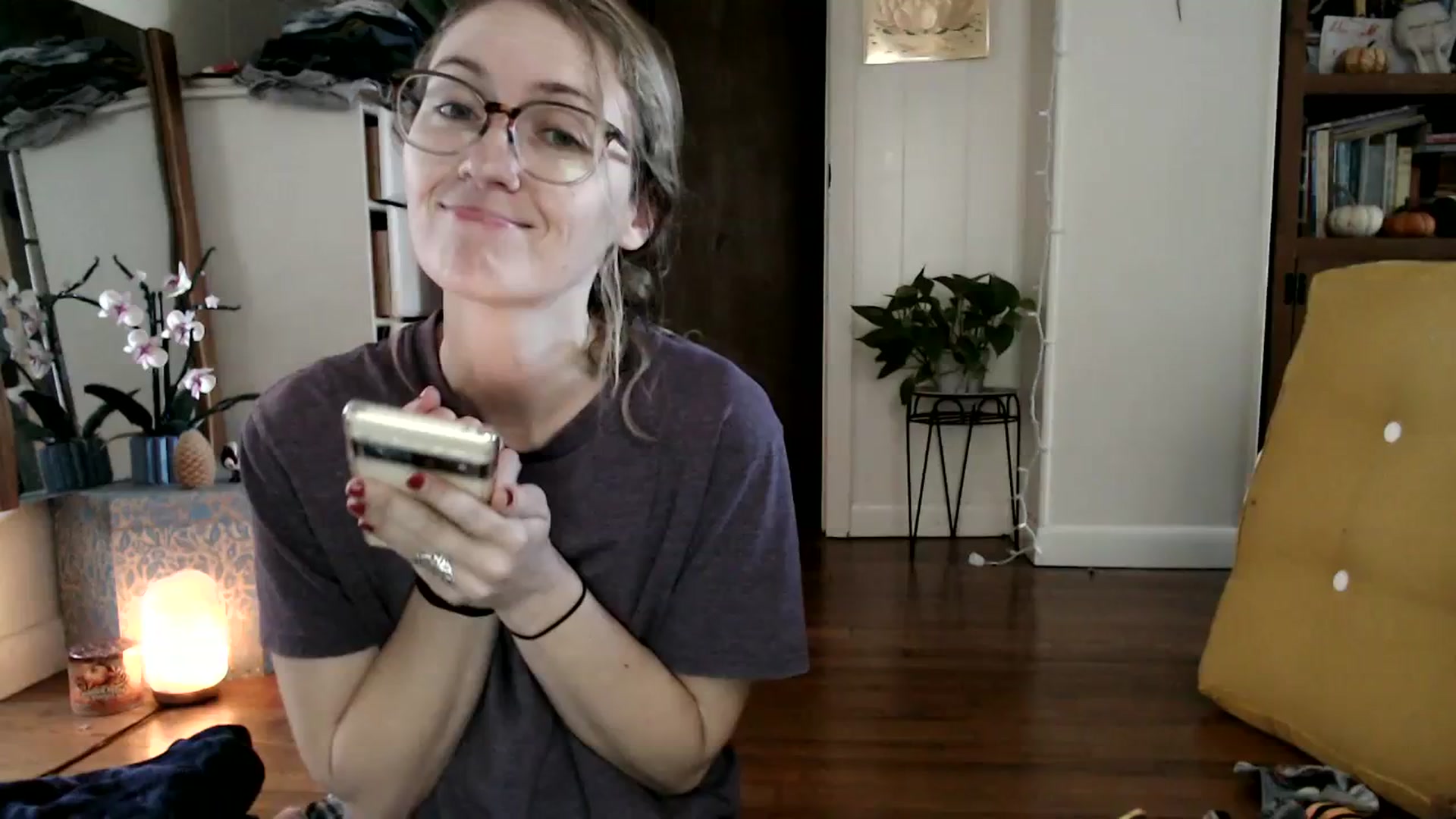 Gallery image thumbnail from WildflowerEm's myfreecams stream on, 11/14/2023, 18:06 image 17 of 20