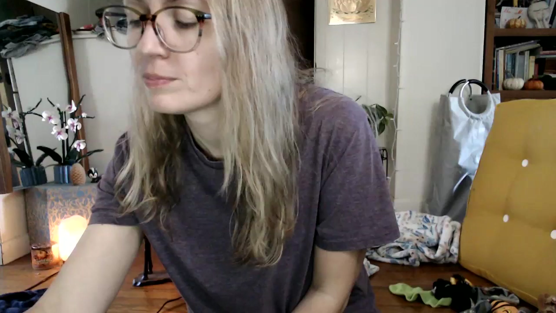 Gallery image thumbnail from WildflowerEm's myfreecams stream on, 11/14/2023, 18:06 image 7 of 20