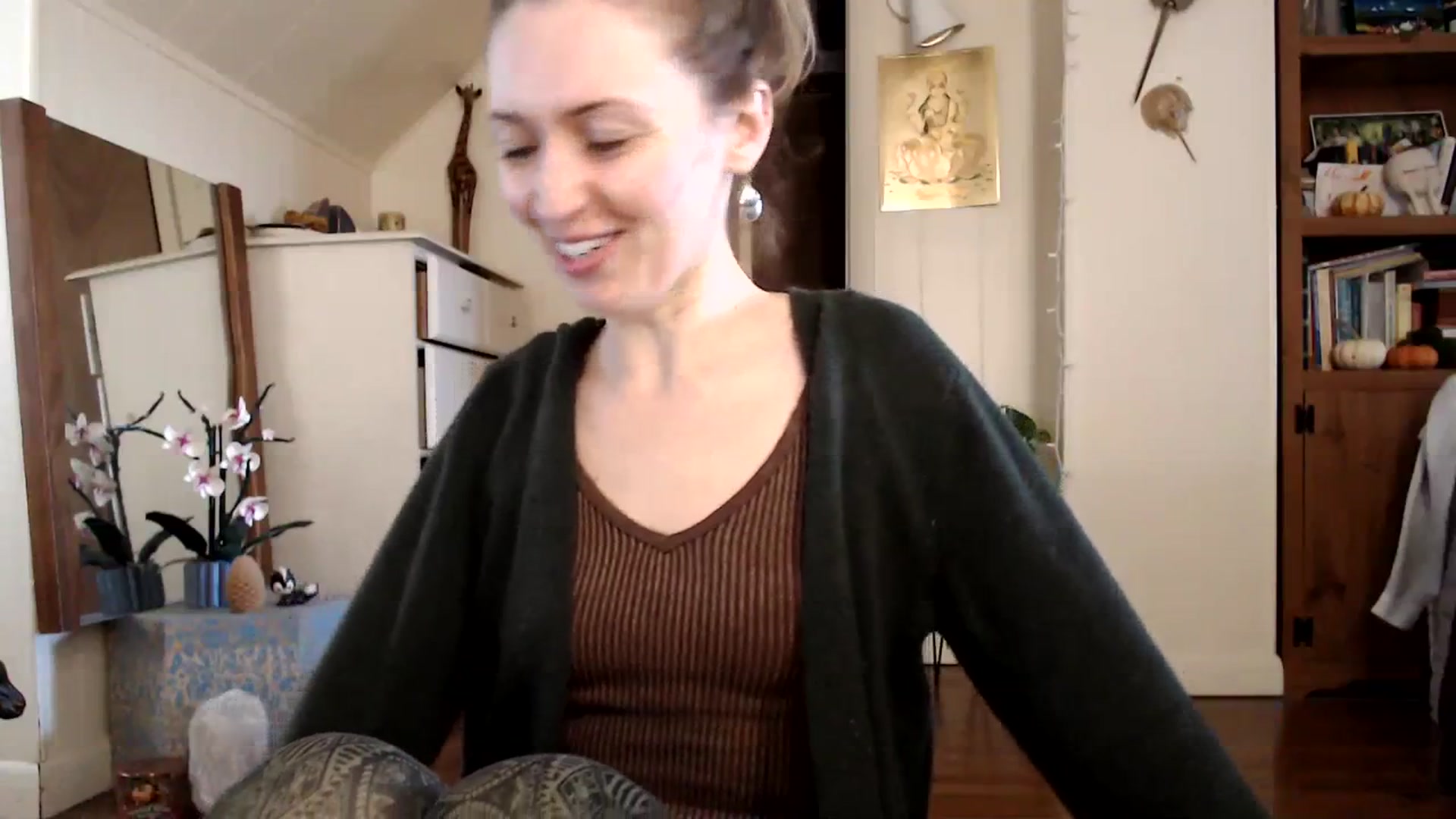 Gallery image thumbnail from WildflowerEm's myfreecams stream on, 11/19/2023, 20:07 image 4 of 20