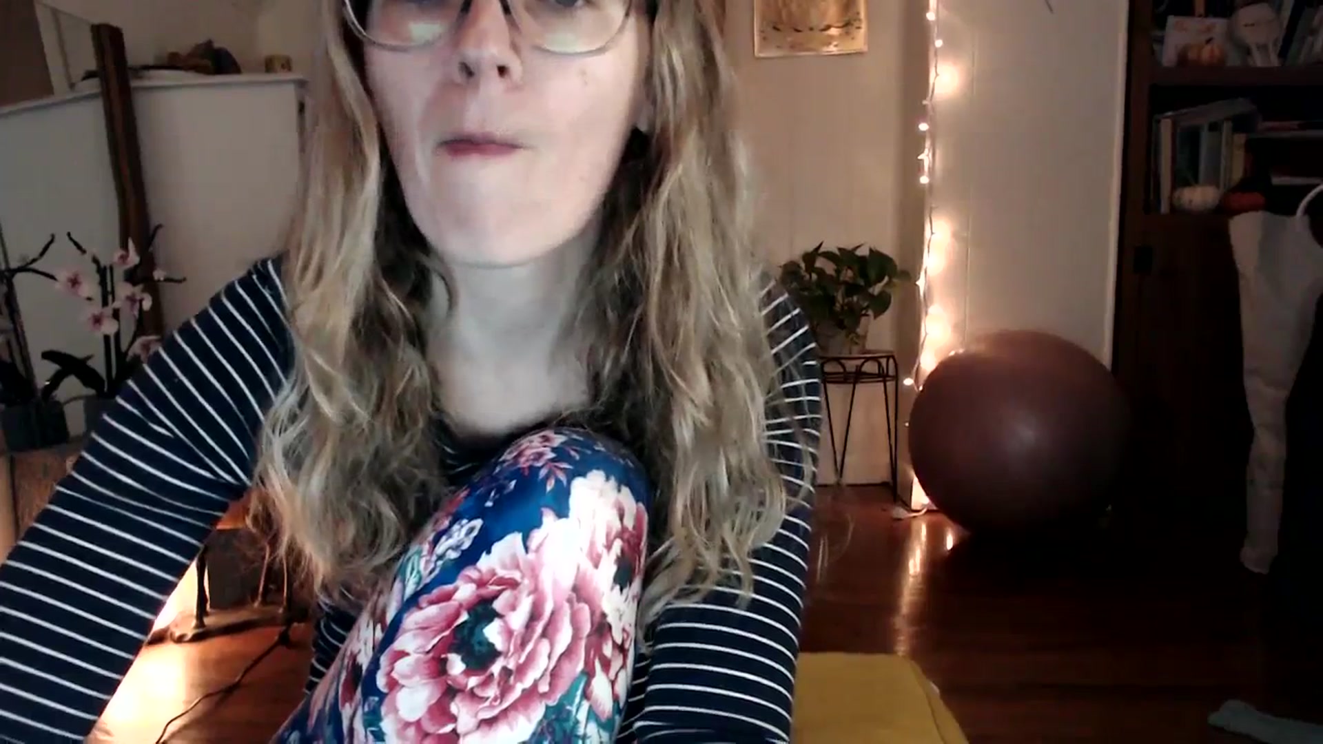 Gallery image thumbnail from WildflowerEm's myfreecams stream on, 11/26/2023, 22:45 image 7 of 20