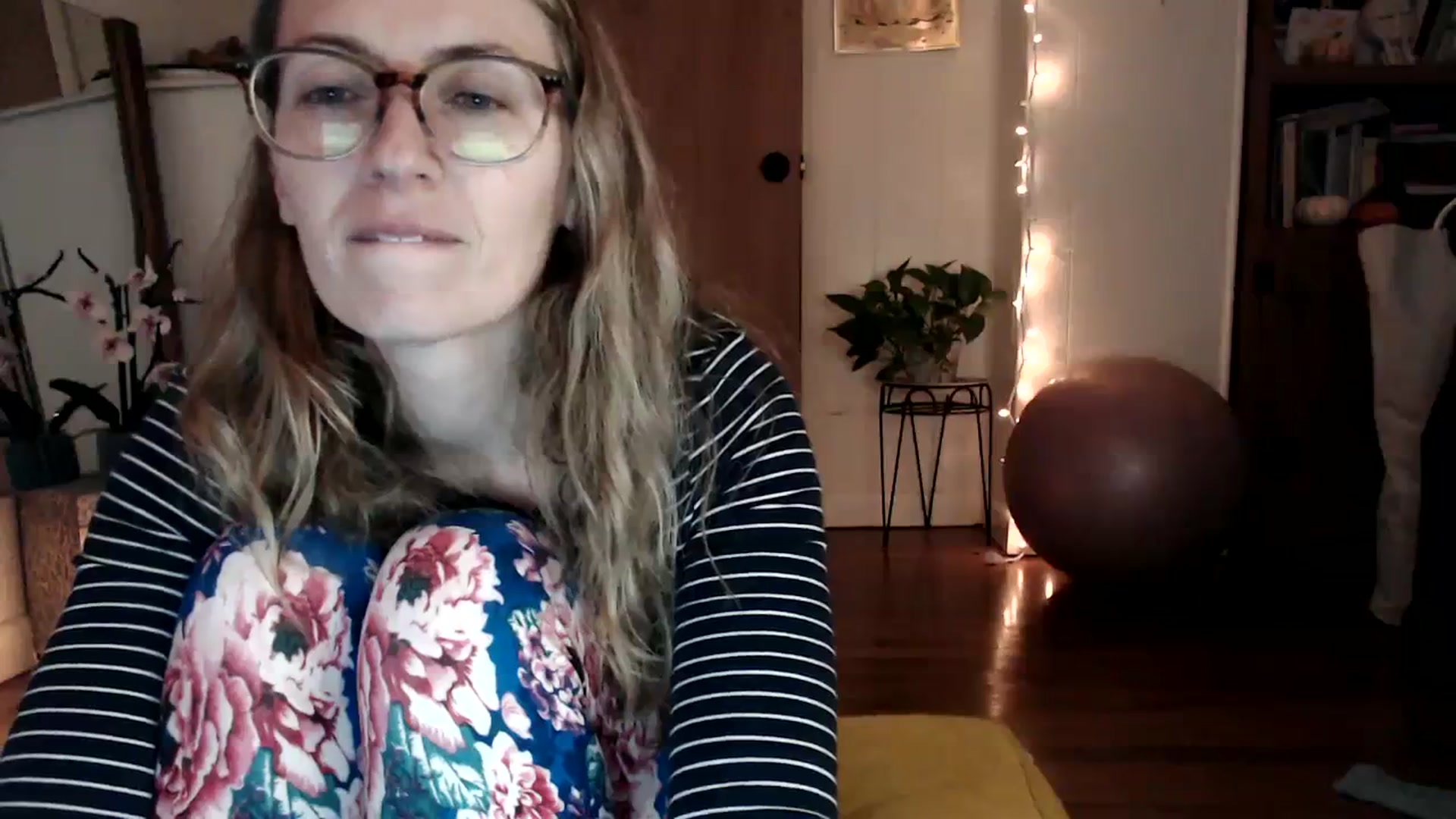 Gallery image thumbnail from WildflowerEm's myfreecams stream on, 11/26/2023, 22:45 image 8 of 20