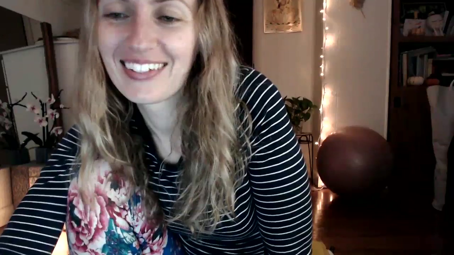 Gallery image thumbnail from WildflowerEm's myfreecams stream on, 11/26/2023, 22:45 image 2 of 20