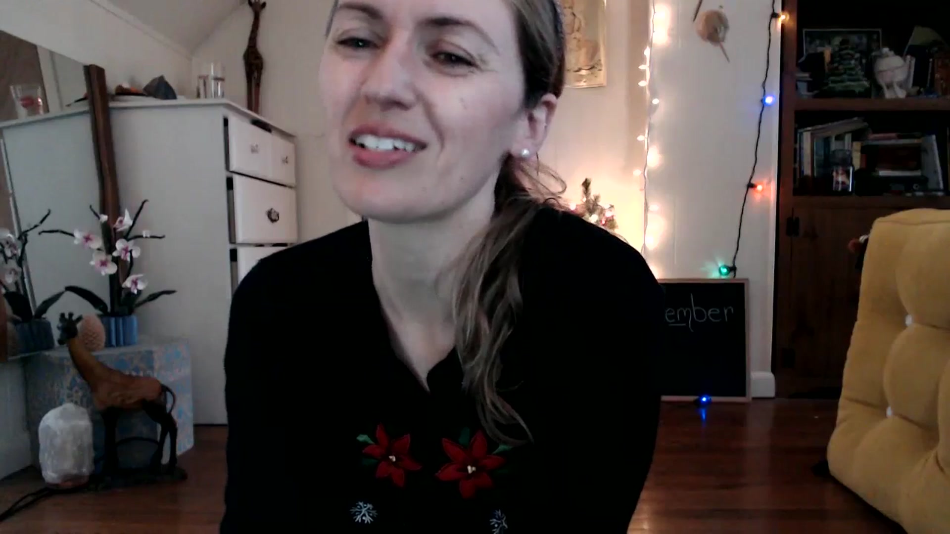 Gallery image thumbnail from WildflowerEm's myfreecams stream on, 12/09/2023, 22:15 image 3 of 20