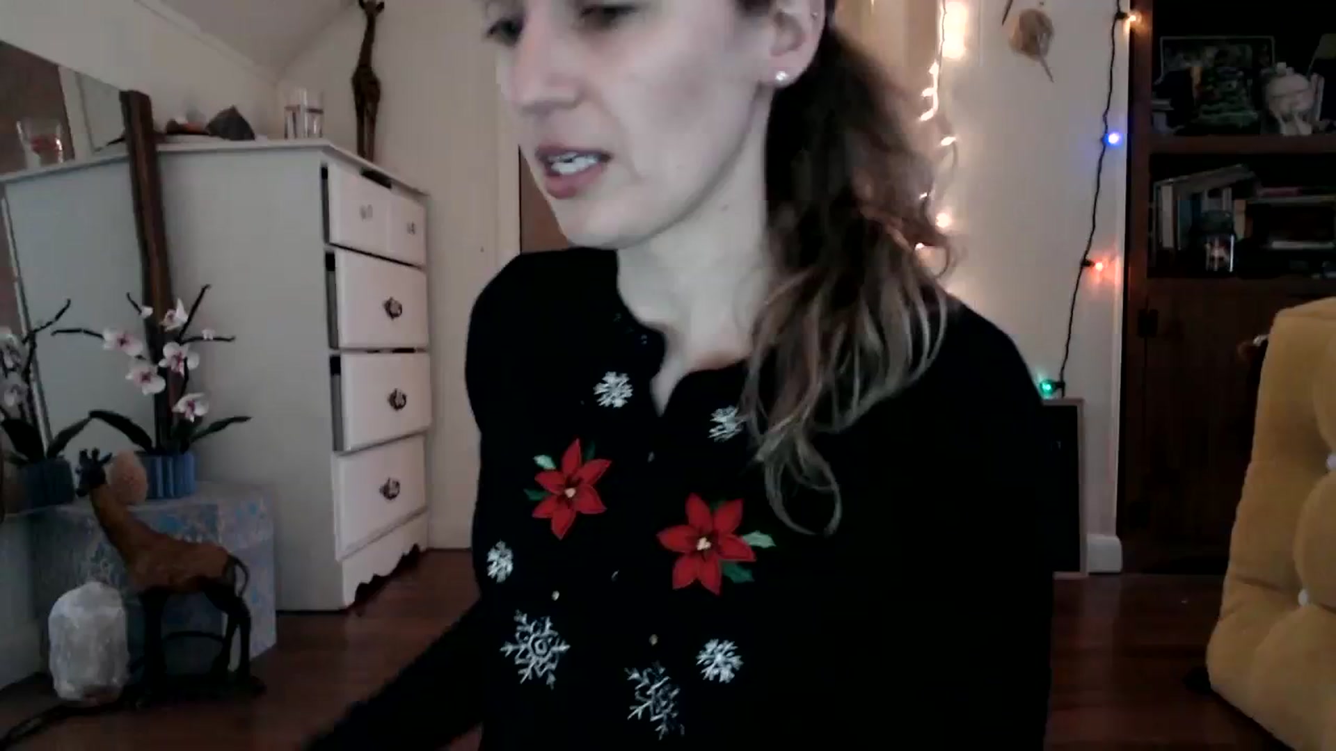 Gallery image thumbnail from WildflowerEm's myfreecams stream on, 12/09/2023, 22:15 image 4 of 20