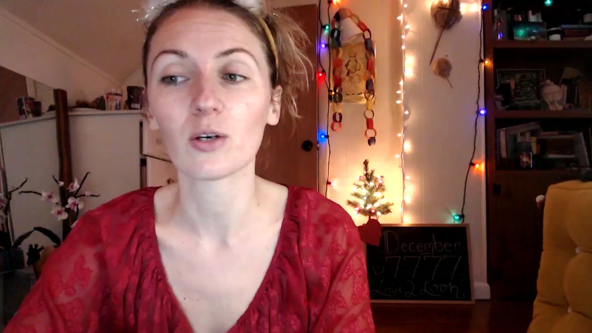 Gallery image thumbnail from WildflowerEm's myfreecams stream on, 12/10/2023, 22:25 image 1 of 20