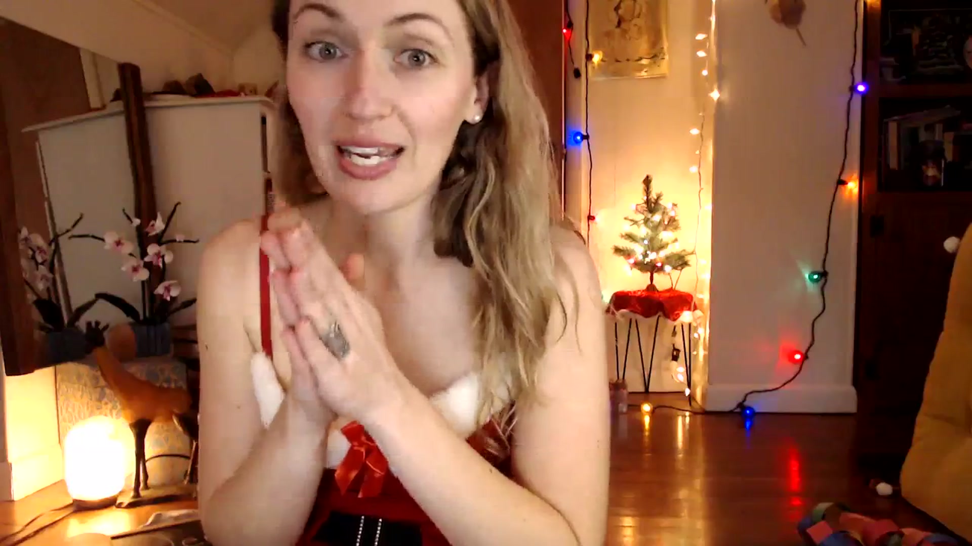 Gallery image thumbnail from WildflowerEm's myfreecams stream on, 12/16/2023, 21:46 image 16 of 20