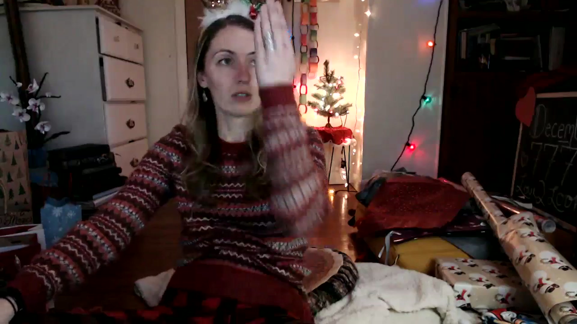 Gallery image thumbnail from WildflowerEm's myfreecams stream on, 12/23/2023, 22:44 image 8 of 20